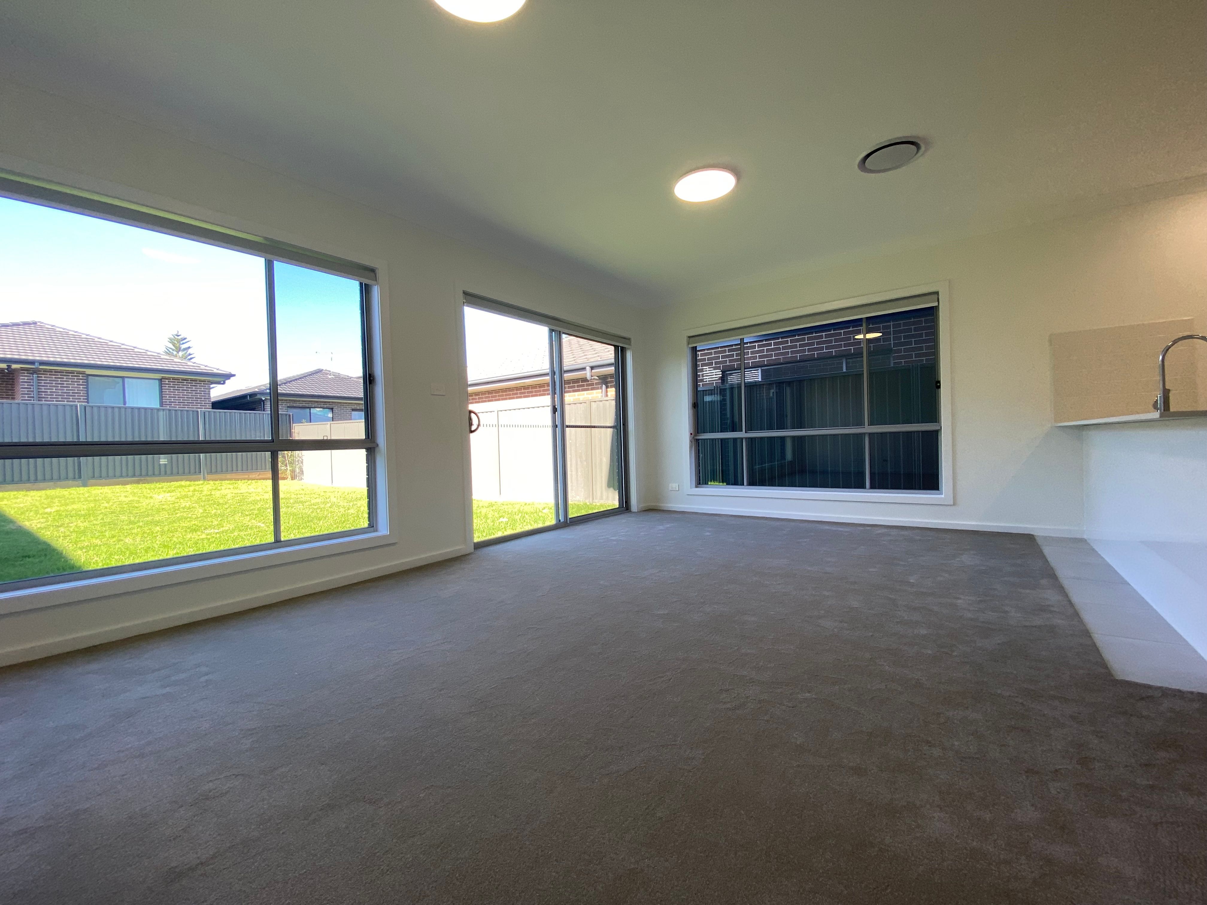 29 Swift Avenue — photo 15 of 27