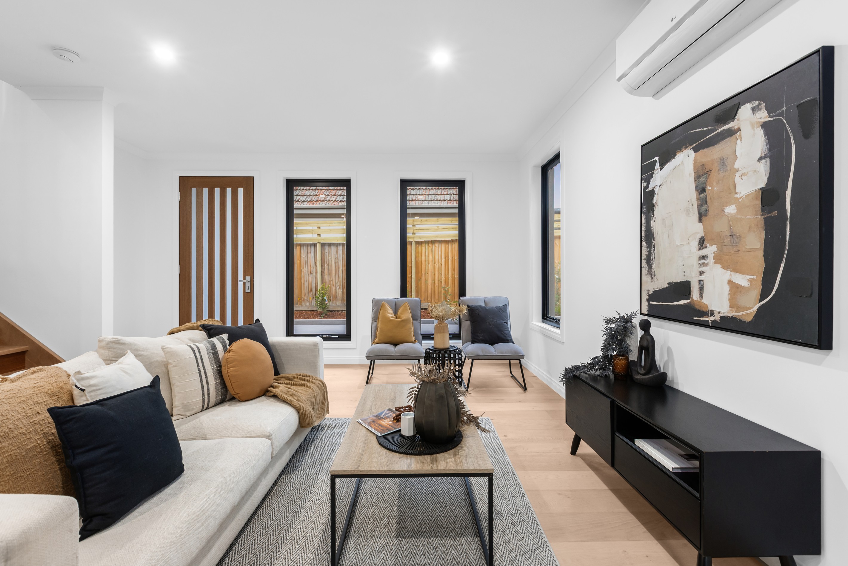 2/2 Belmont Road West, Croydon South, VIC 3136