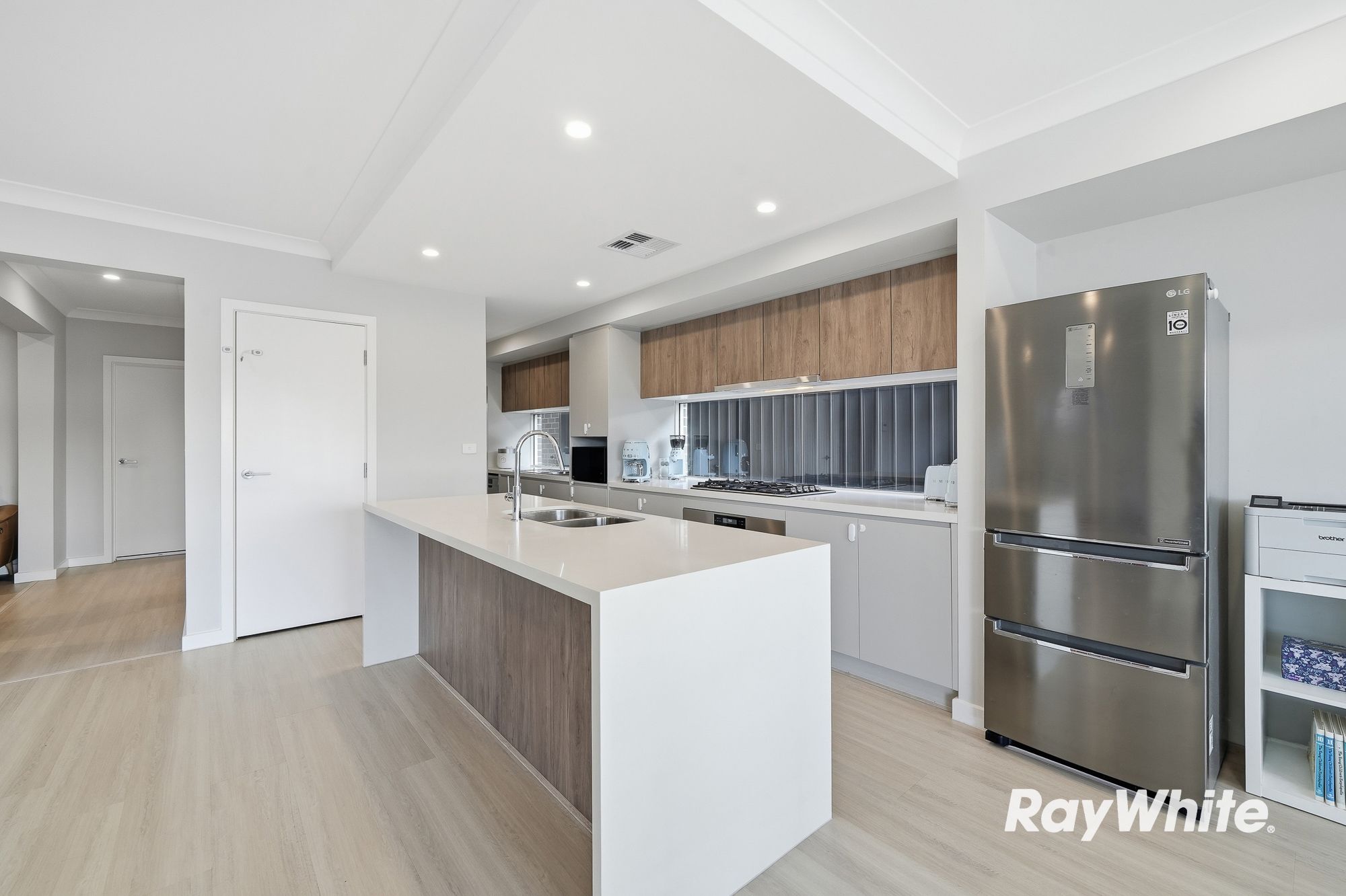 26 Pridham Avenue — photo 10 of 26