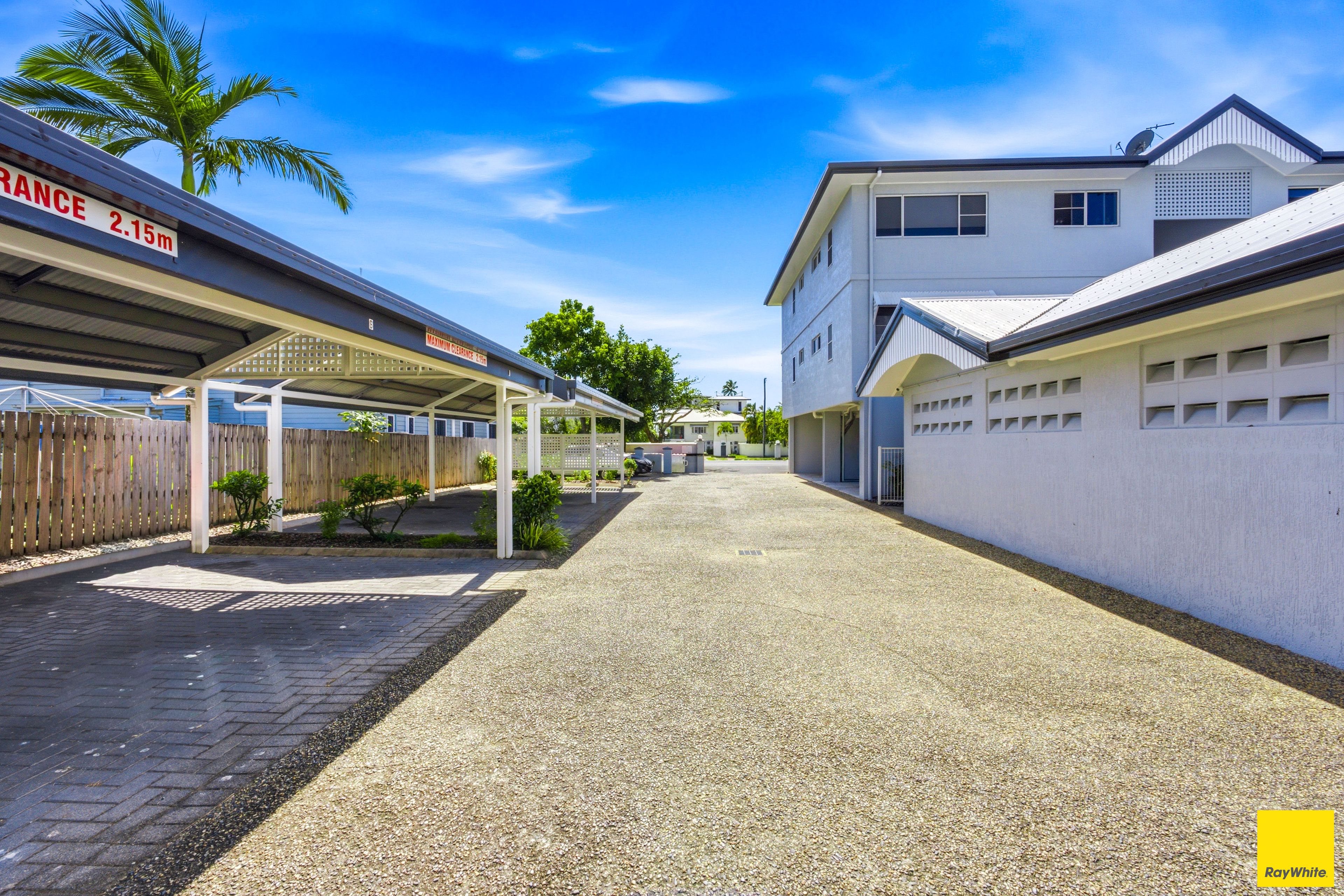 1/303-305 Lake Street — photo 15 of 18