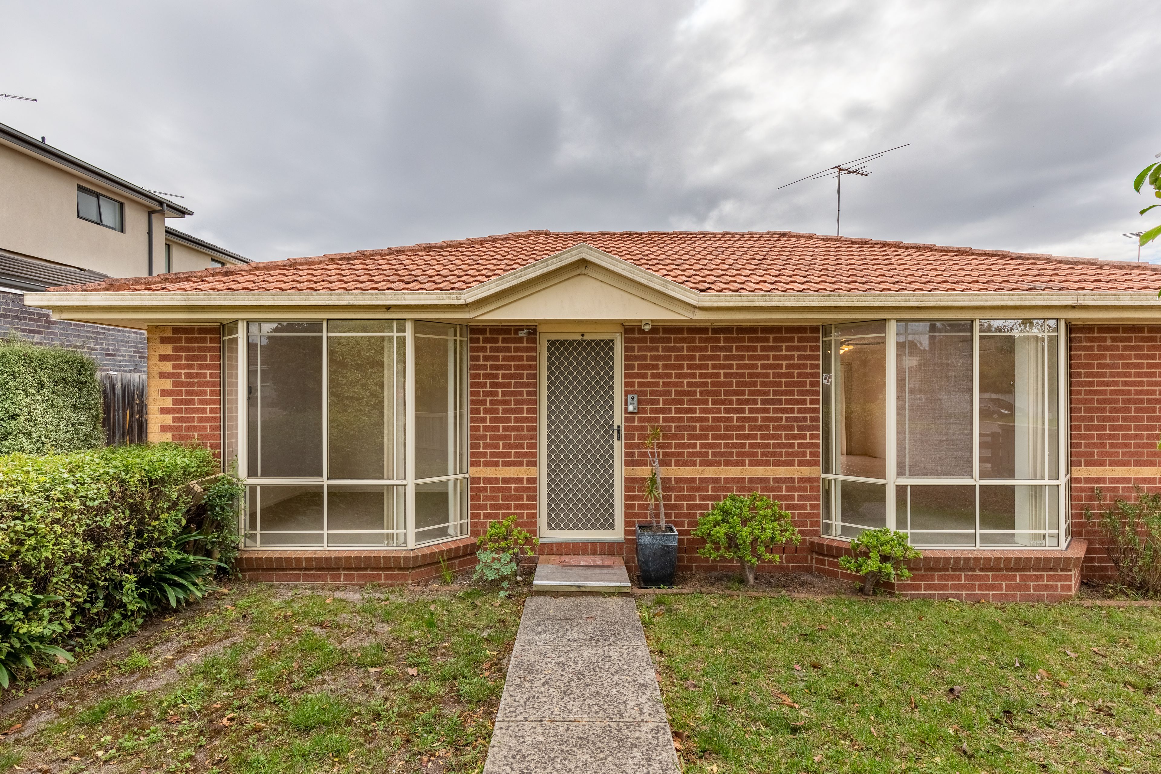 29 Latrobe Street, Cheltenham, VIC 3192 Leased House Ray White