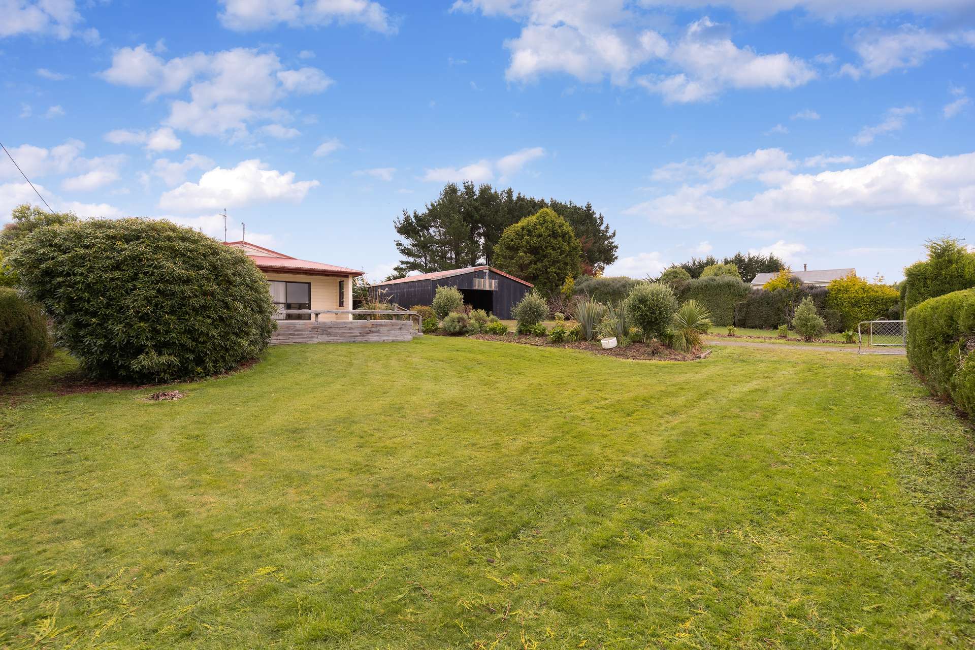 38 Colac Bay Road photo 22