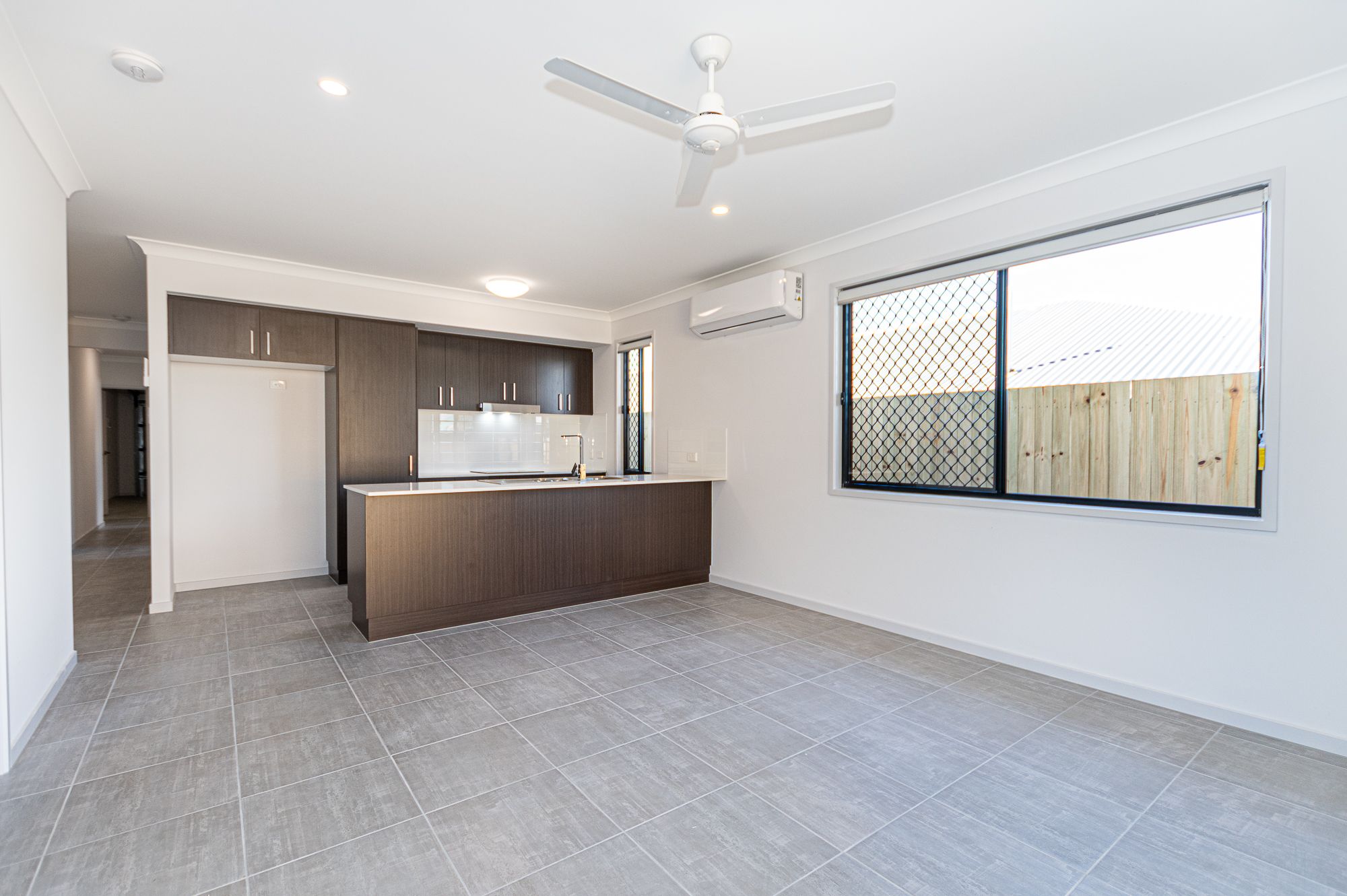 36 Jonas Circuit, Holmview, QLD 4207