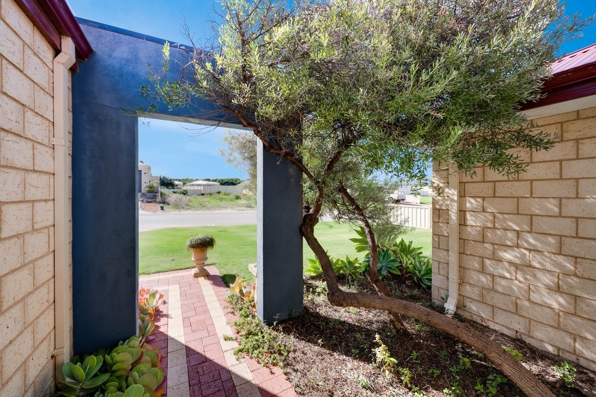 24 Ashdown Loop, Cape Burney, WA 6532