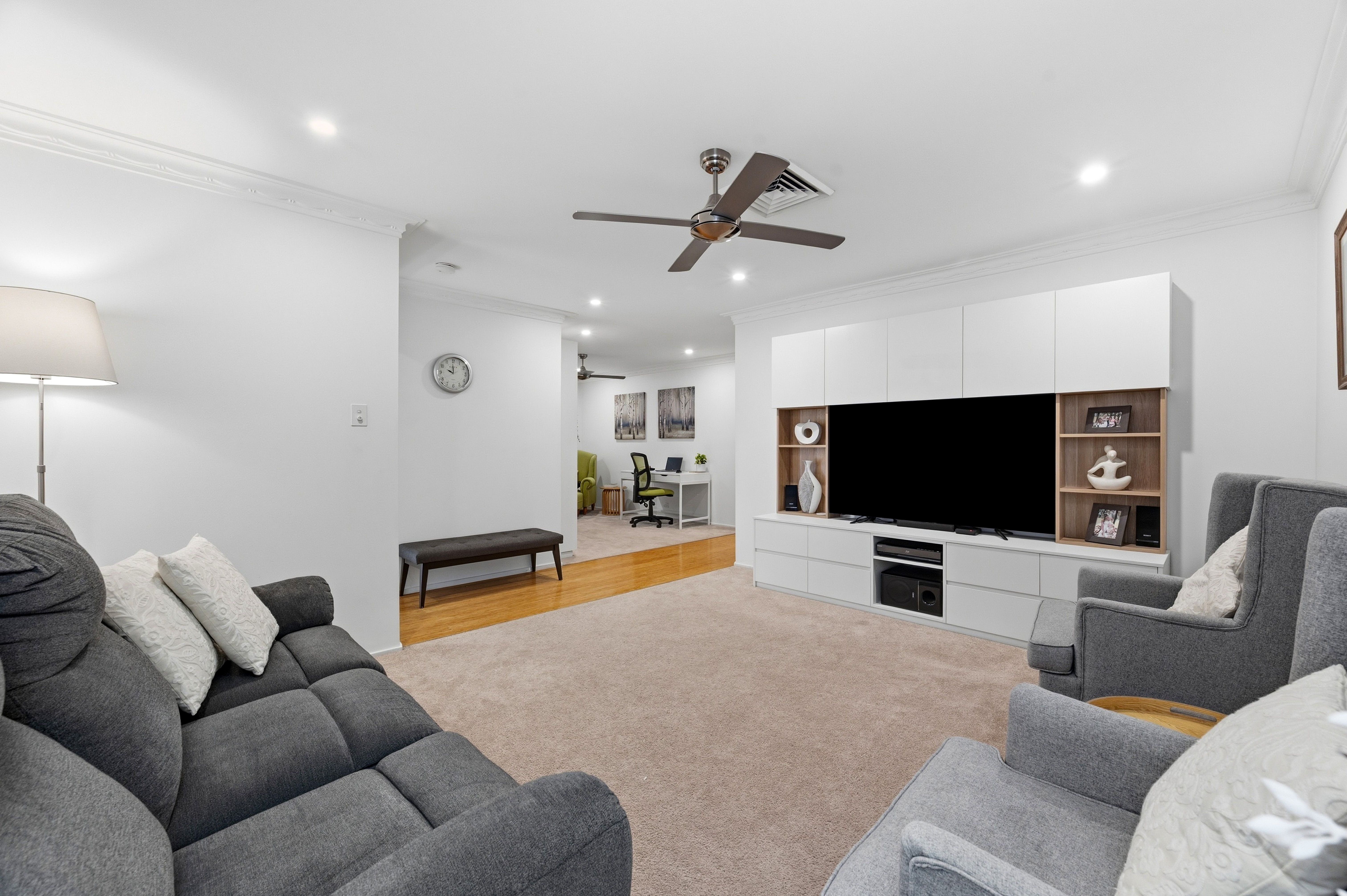 2 Lang Place, Glenmore Park, NSW