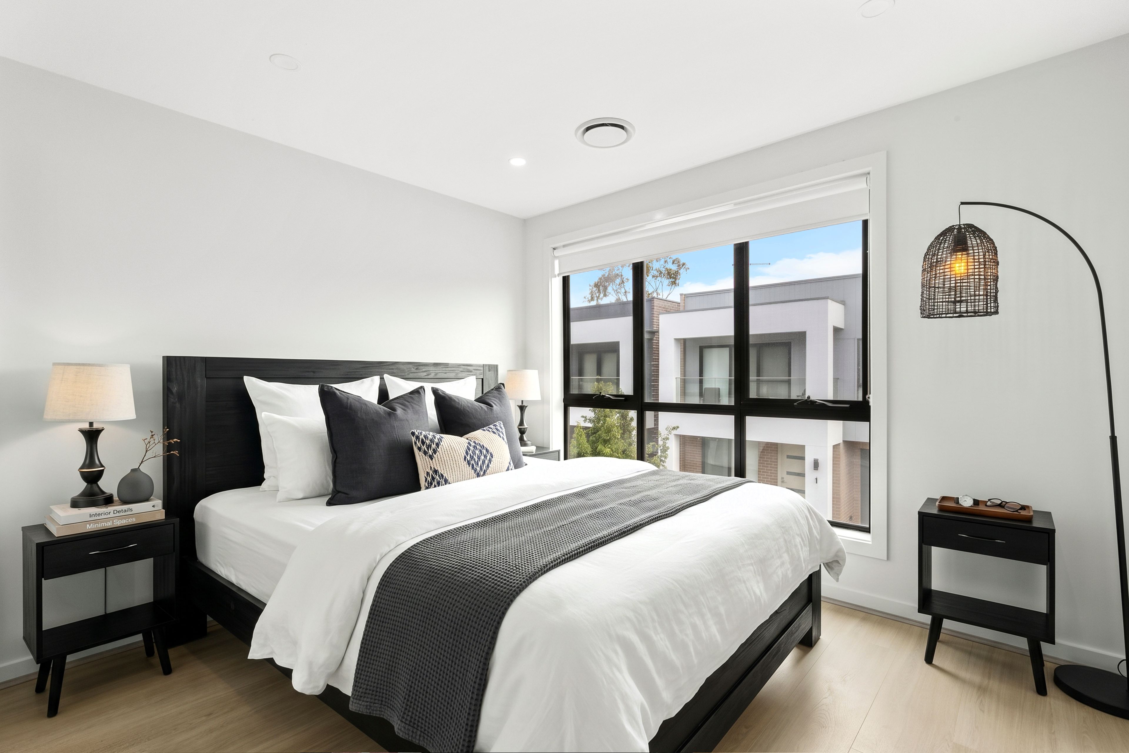 A Stylish Family Retreat Within 2 Minutes Walking Distance to Yarra Park Playground | Within Schofields Public School Catchment! — photo 12 of 17