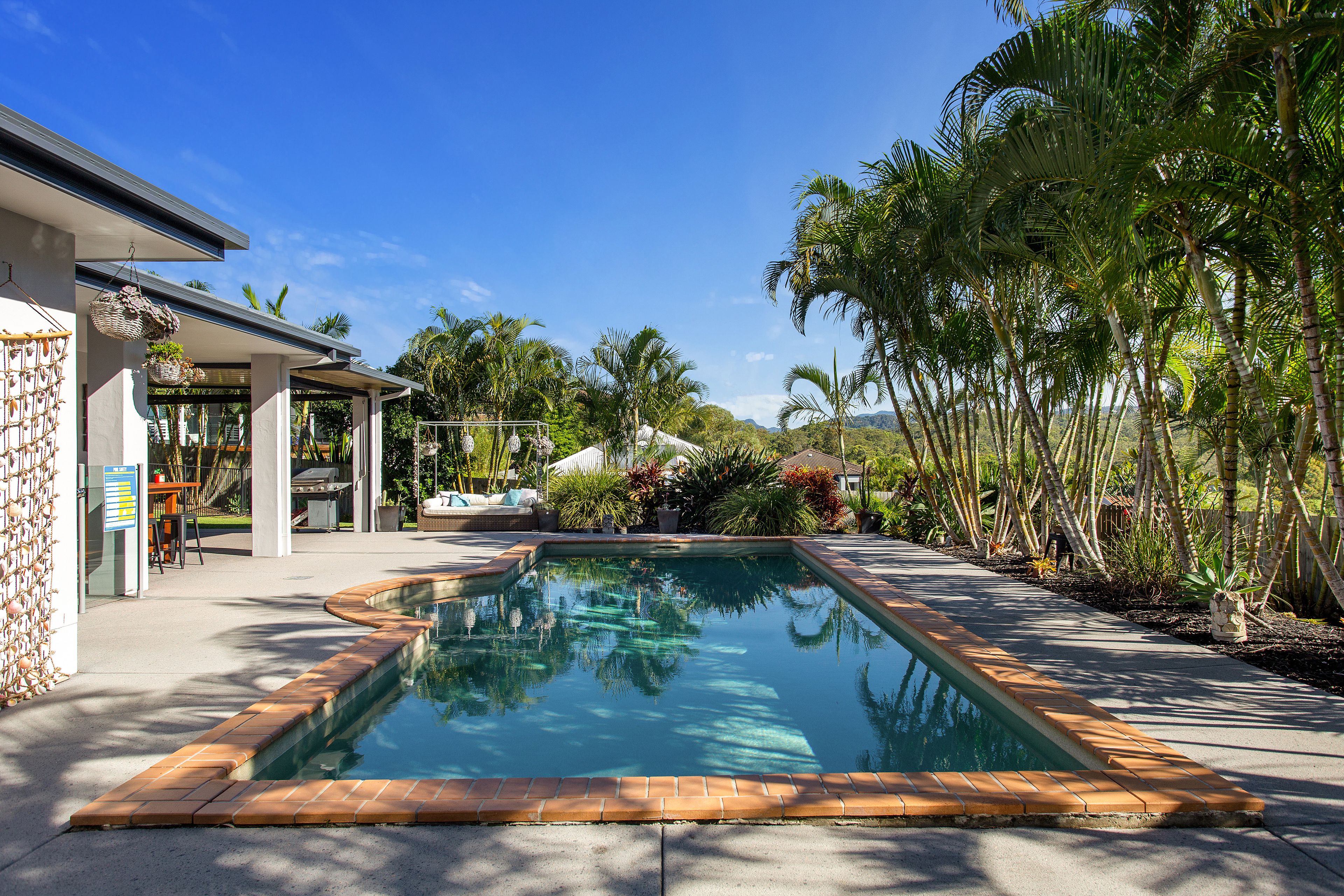 28 Sky Royal Terrace, Burleigh Heads QLD 4220