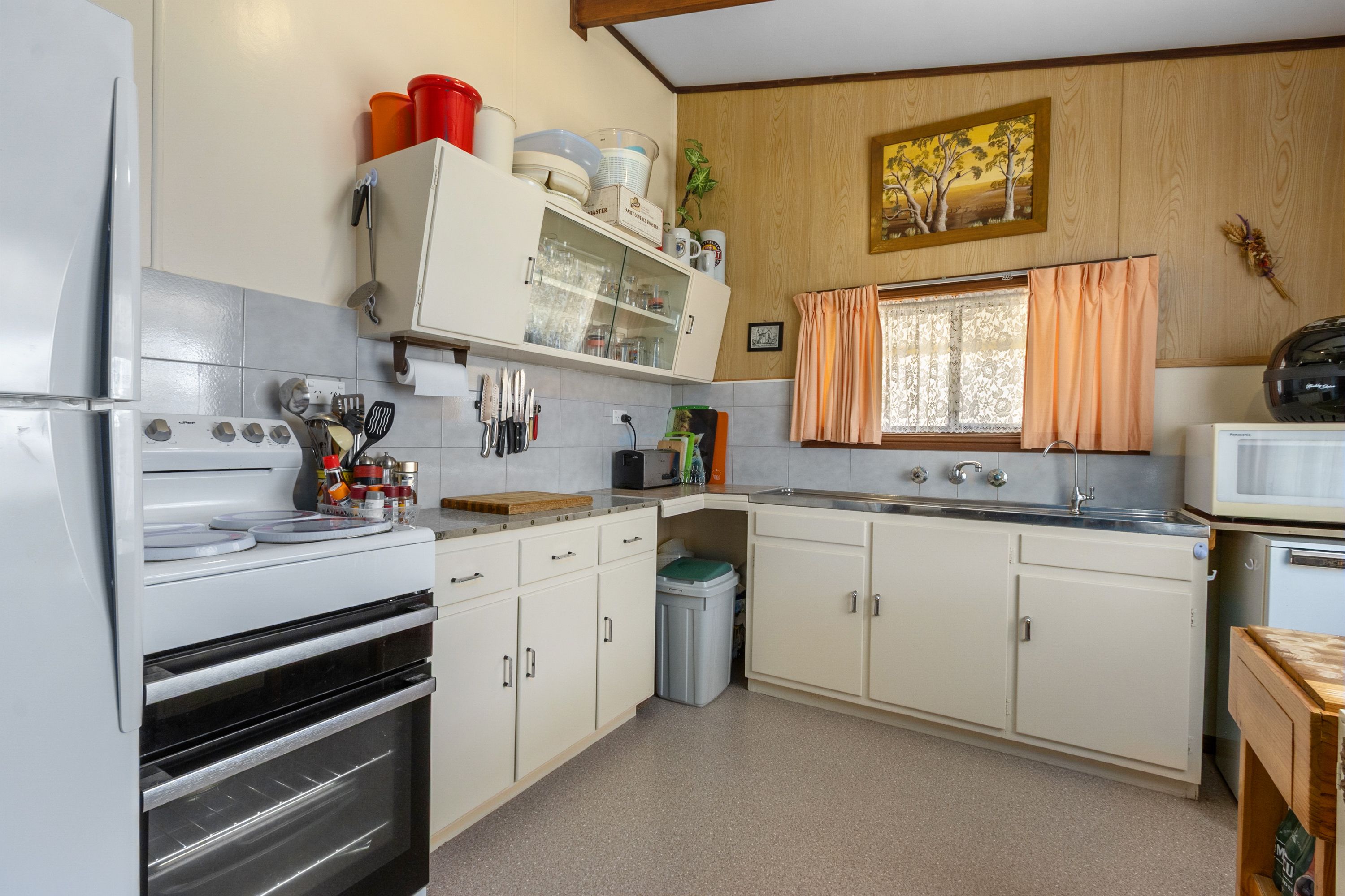 61 Clayton Drive — photo 10 of 27