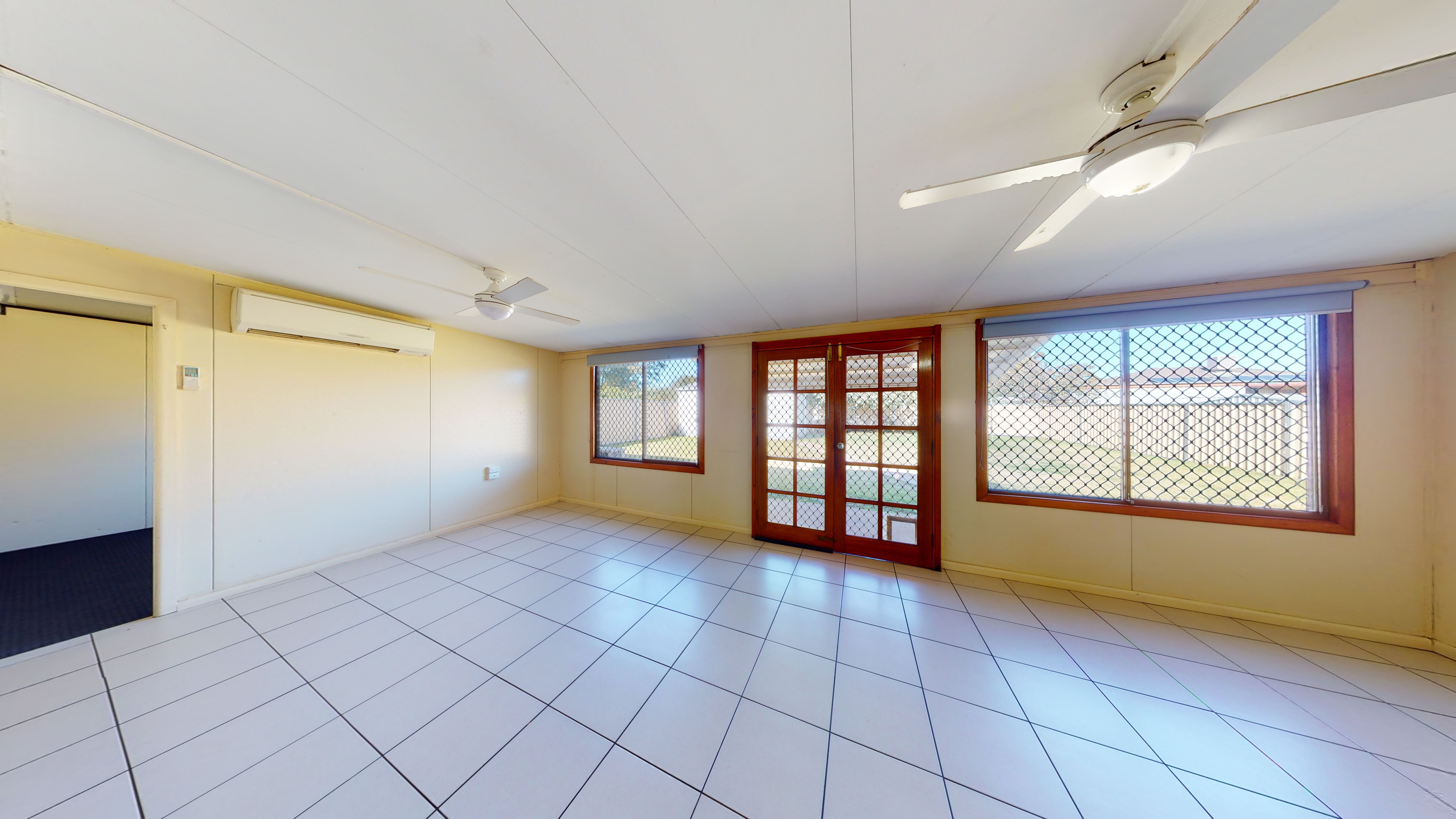 227 Myall Street — photo 7 of 15