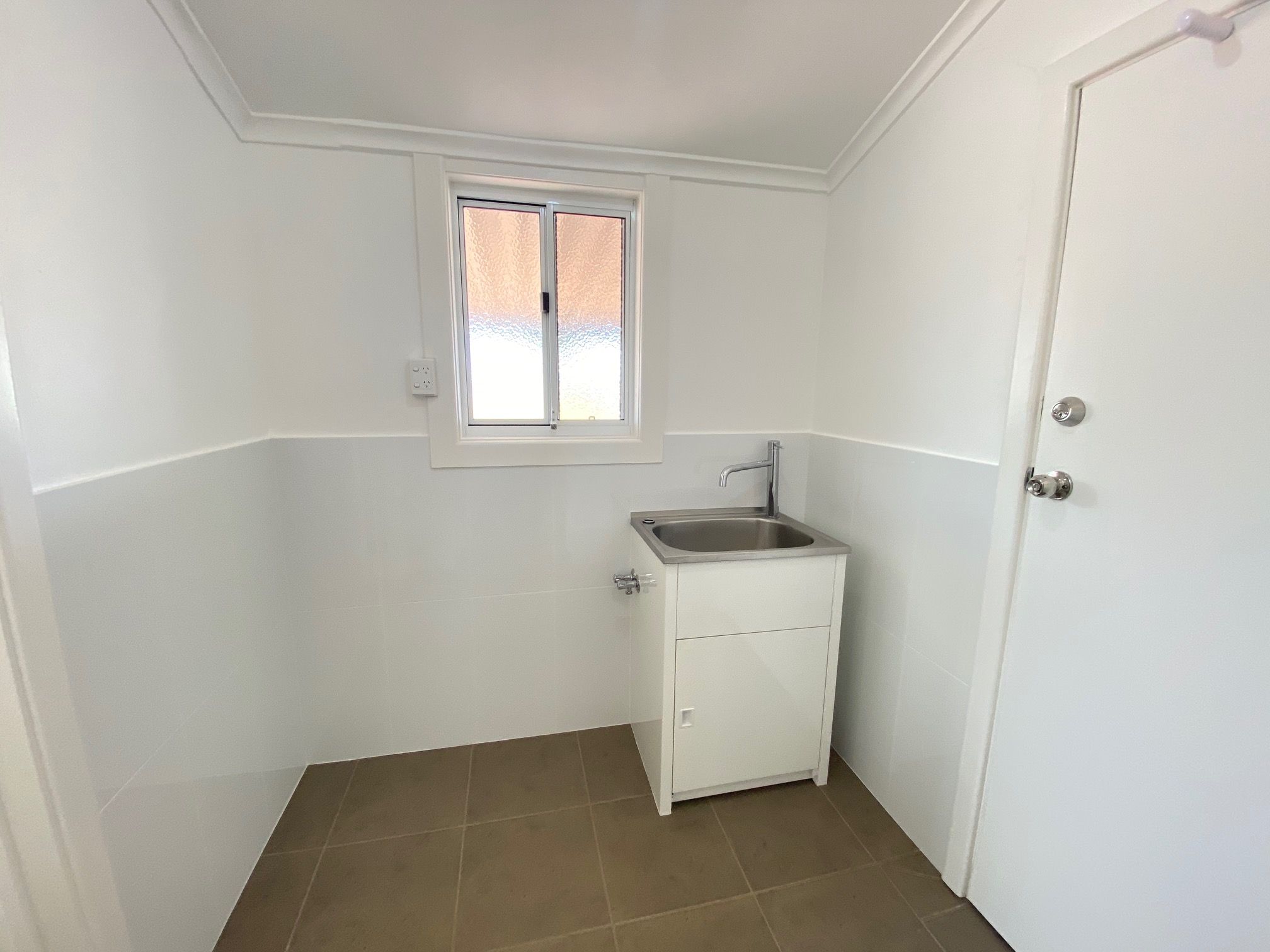 13 Cowled Street — photo 13 of 16