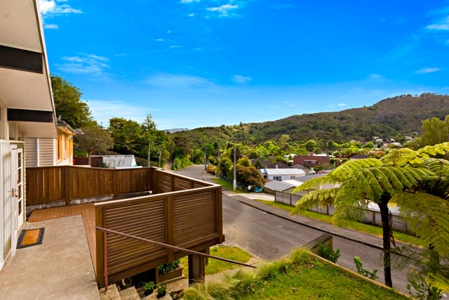 27 Kopara Grove, Stokes Valley, Lower Hutt City