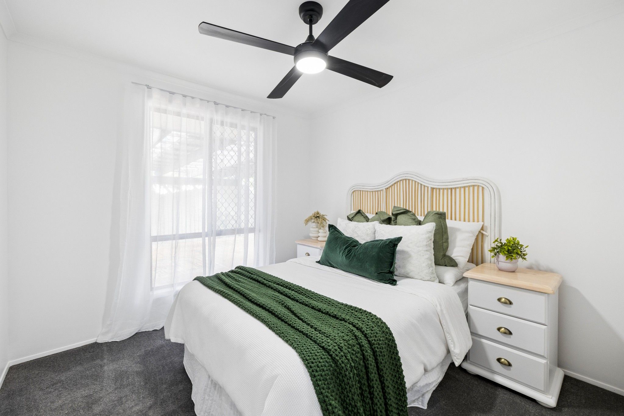 2/8 Hoya Court — photo 15 of 24