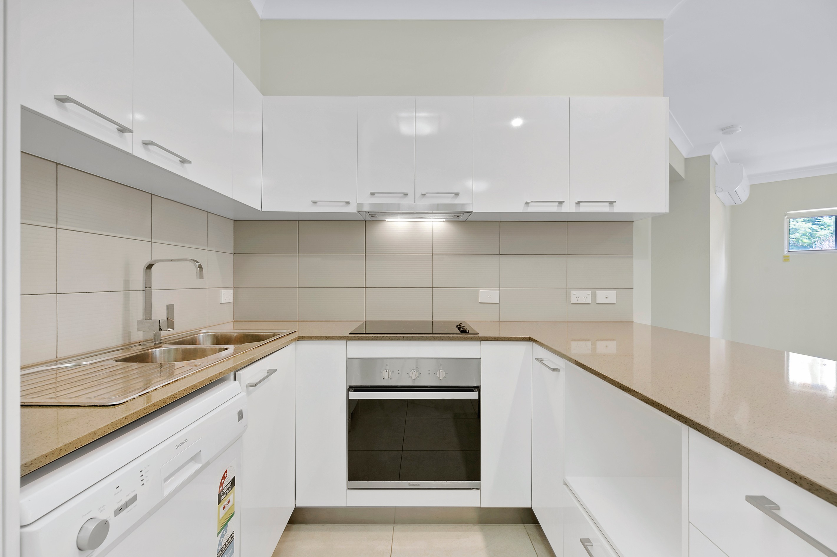 102/37 Connor Street, Kangaroo Point, QLD 4169