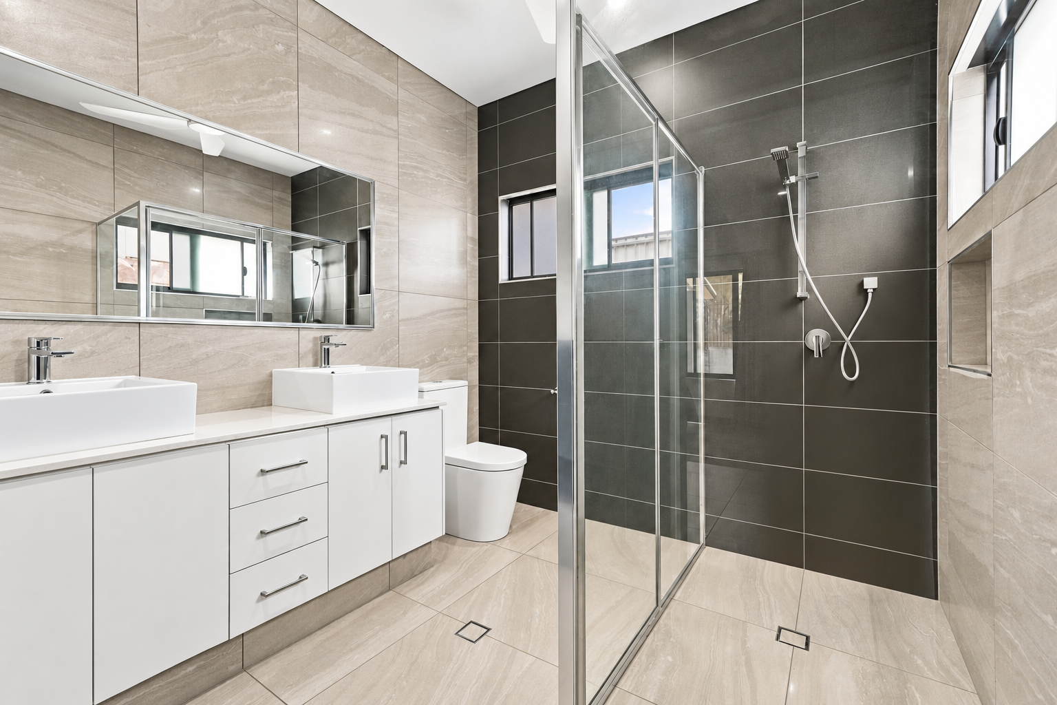 8 Bullita Street — photo 17 of 30