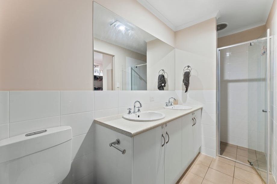 21 Costa Street — photo 13 of 18