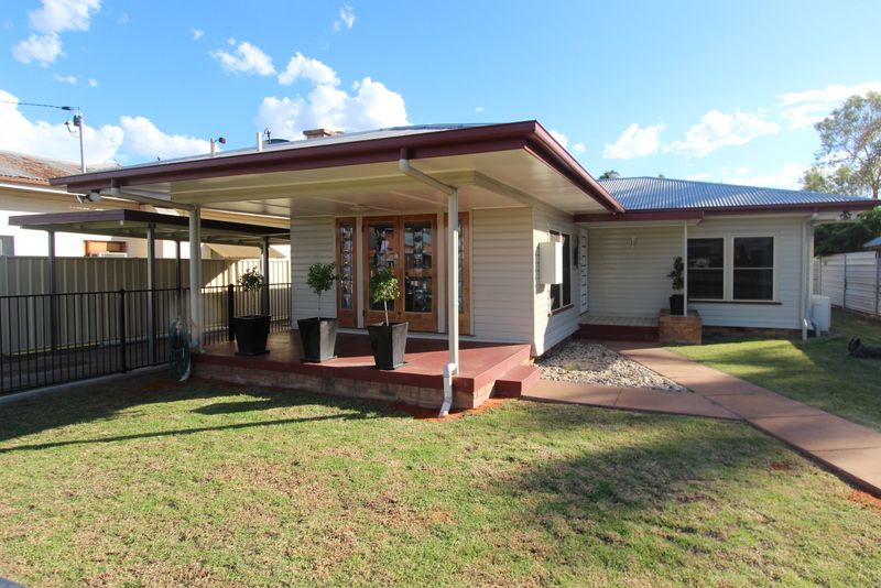 14 River Street, Charleville QLD 4470