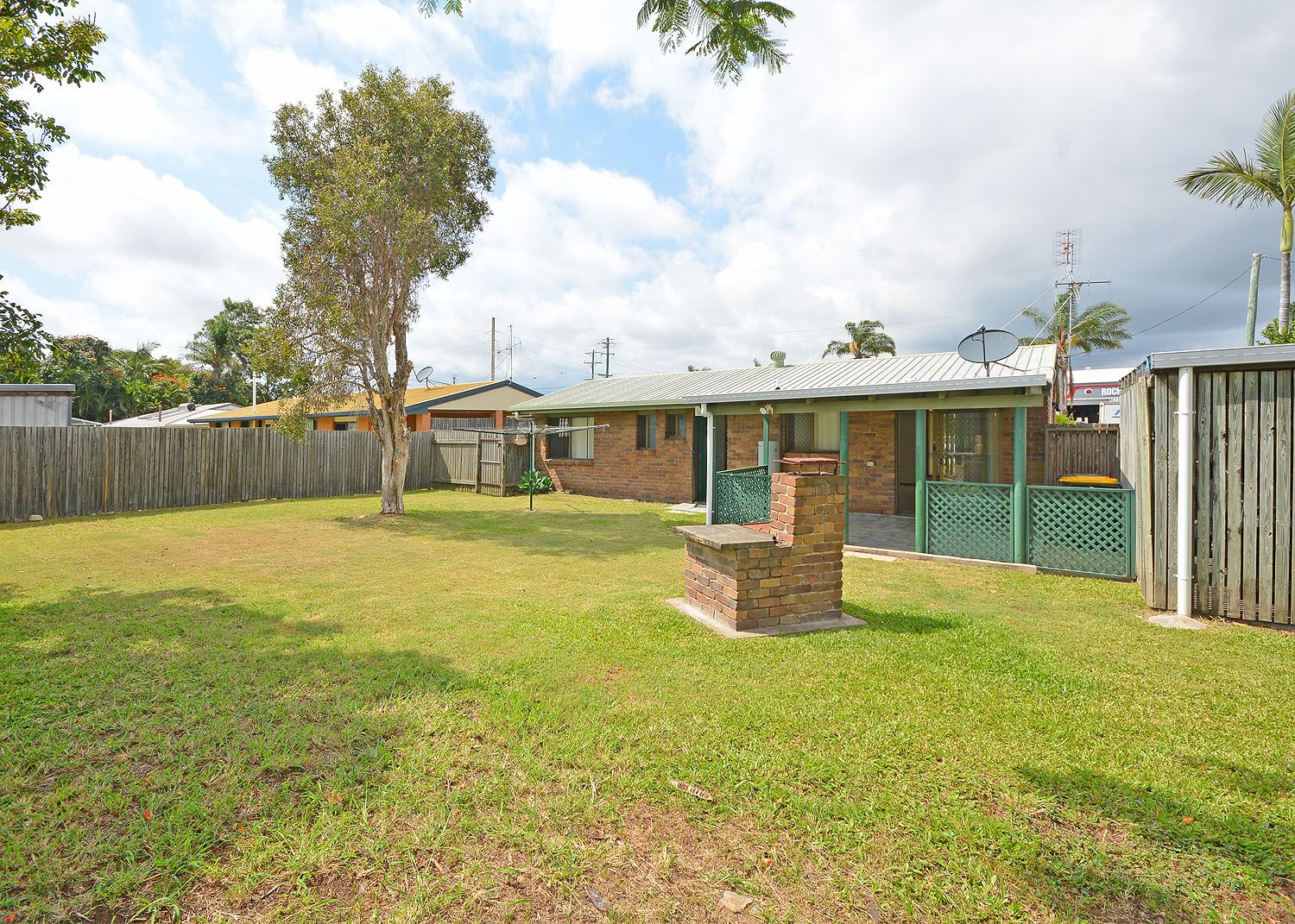 74 Old Maryborough Road, Pialba, QLD 4655