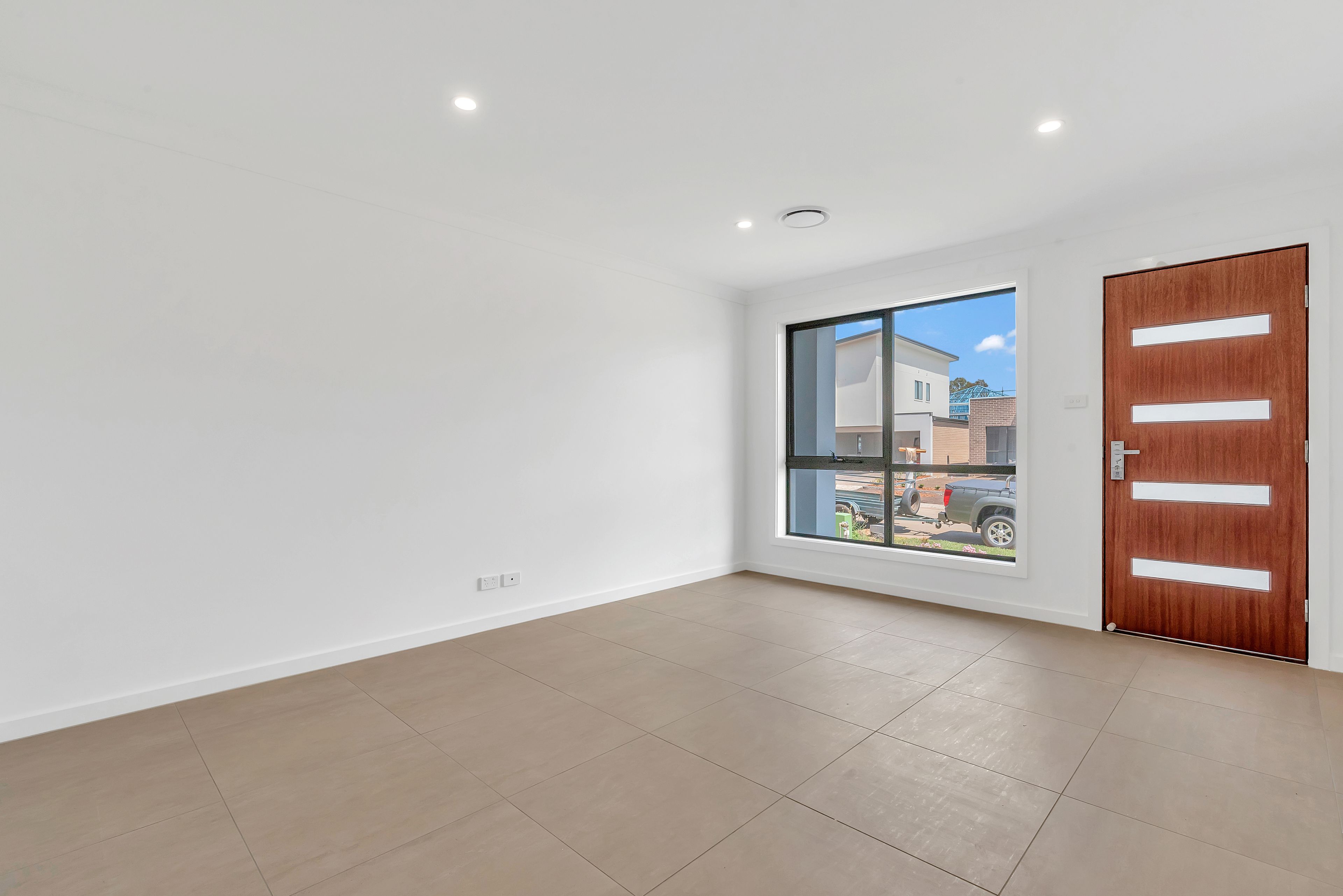 31 Kingsdale Drive, Catherine Field, NSW 2557