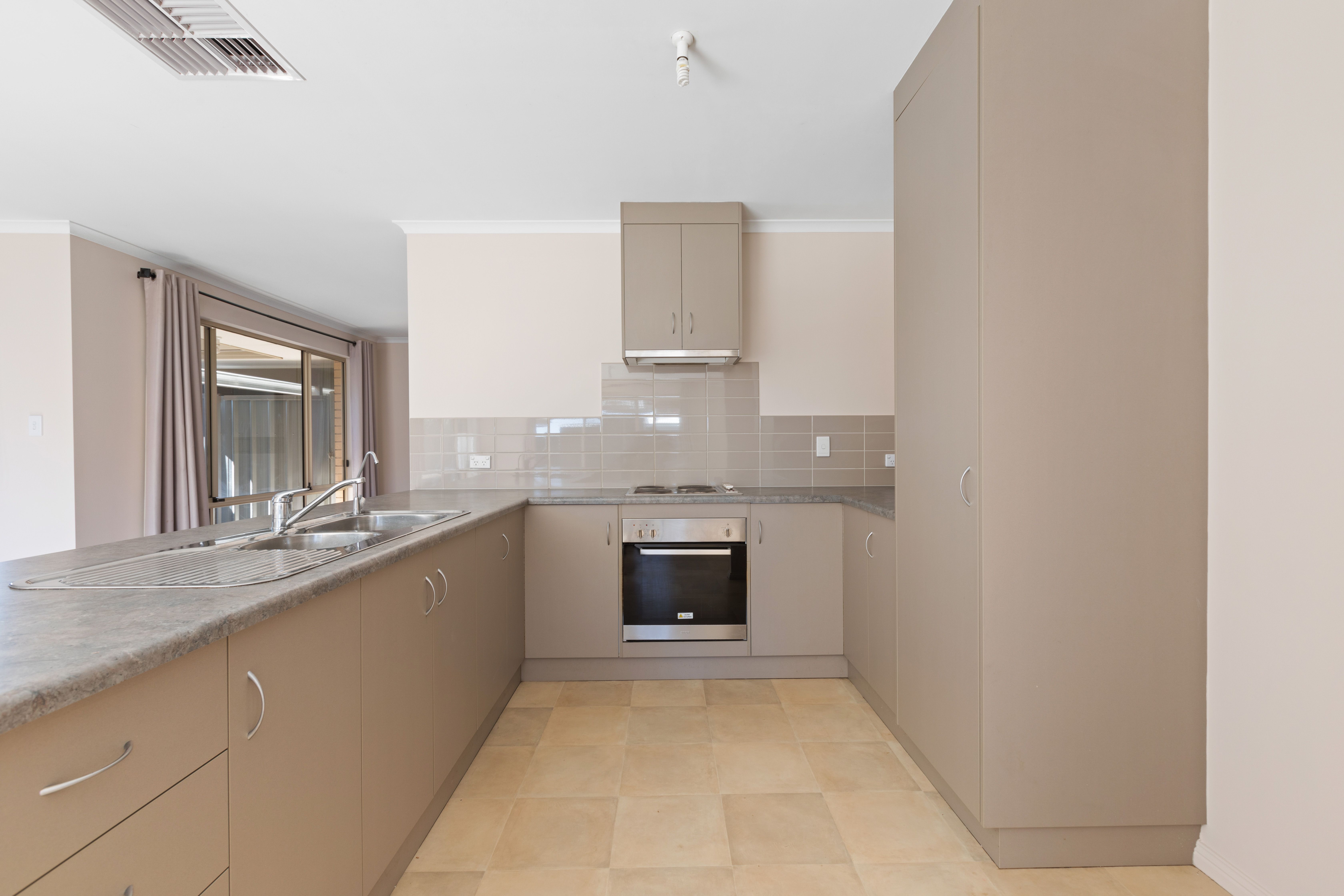 31 St Germain Avenue, Andrews Farm, SA 5114