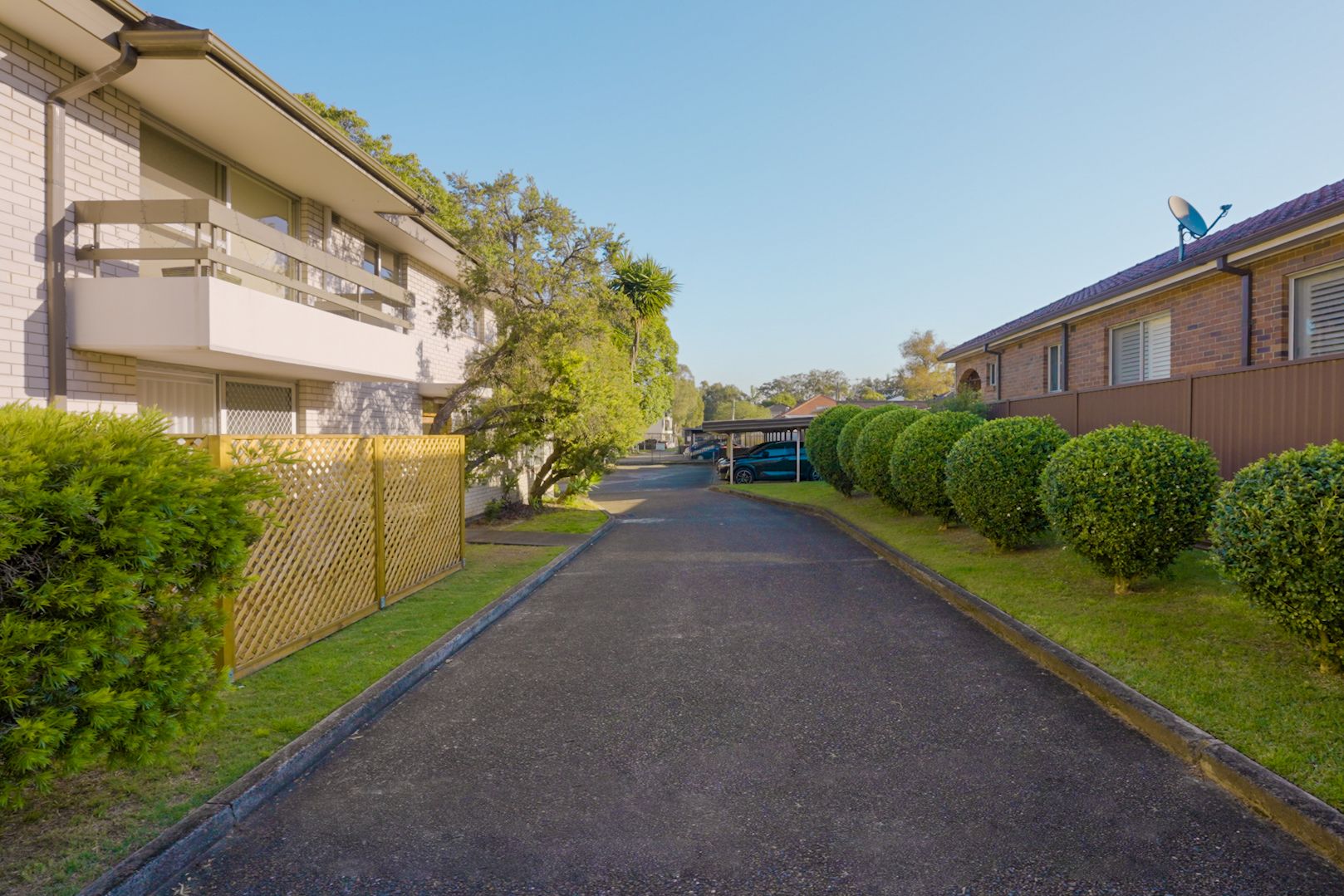 3/2 Corby Avenue — photo 17 of 20