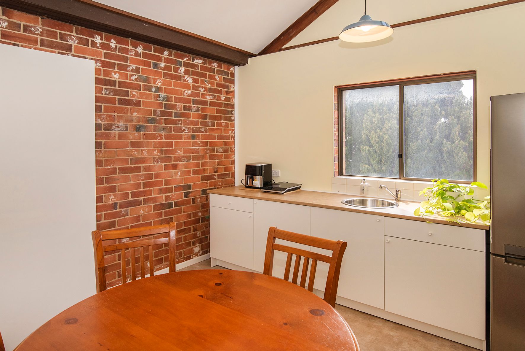 81A Blackwood Avenue — photo 3 of 9