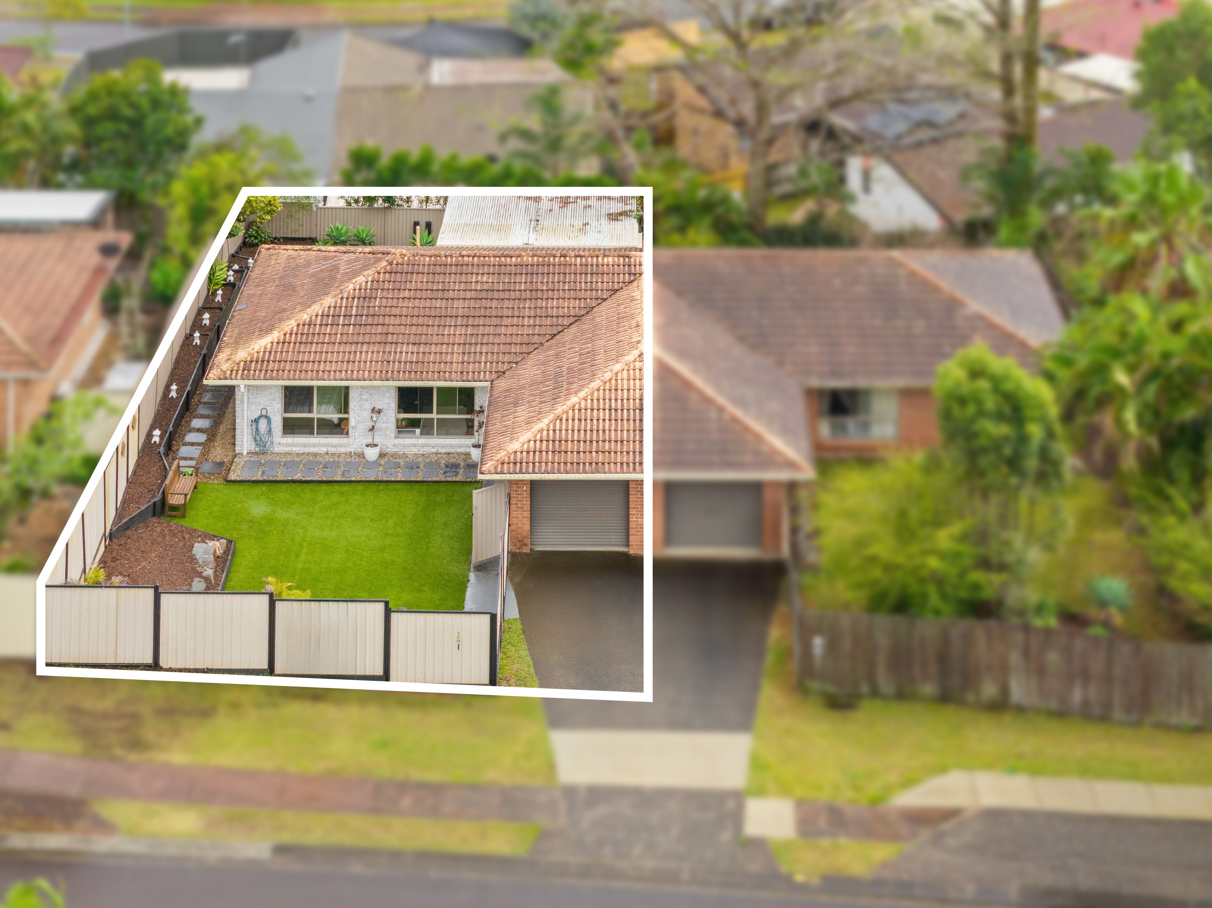 2/12 Paramount Place — photo from Ray White Coomera