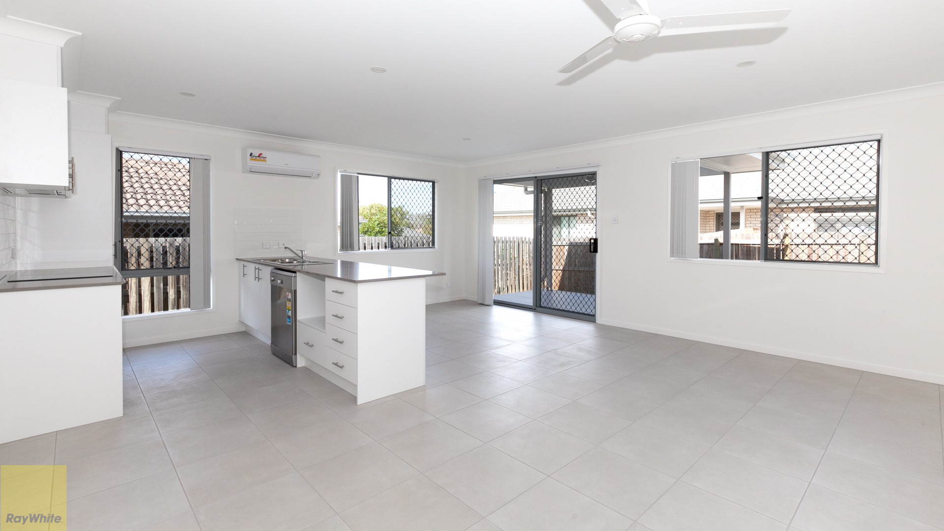 1/97 Reif Street Lot 13, Flinders View, QLD 4305