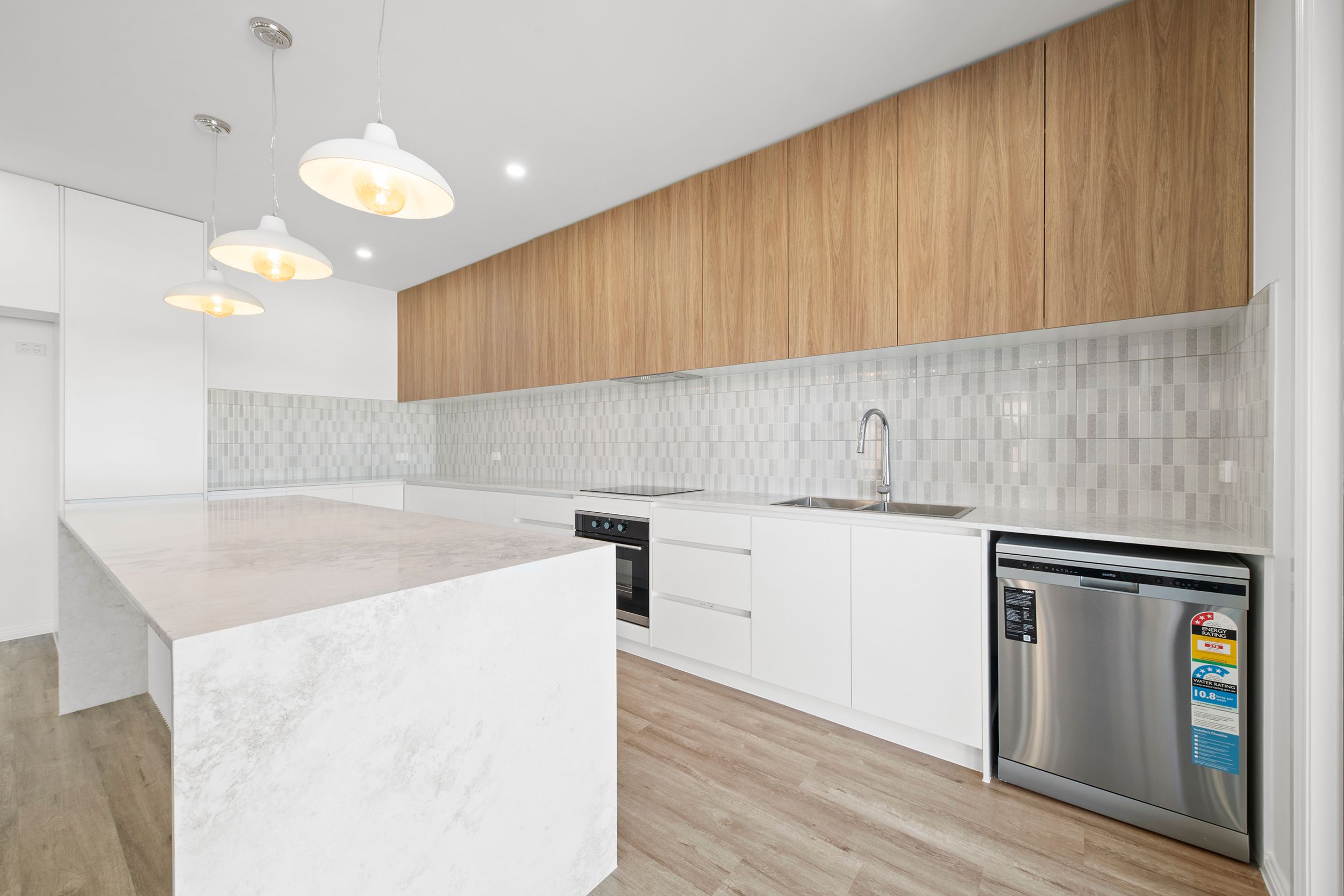 21 McMahon Street — photo 4 of 26