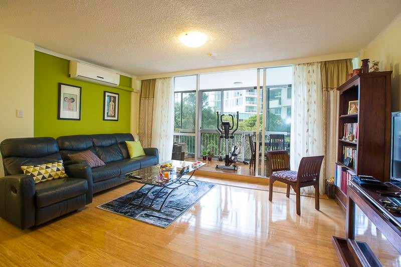 10/18 Queen Street, Southport, QLD 4215