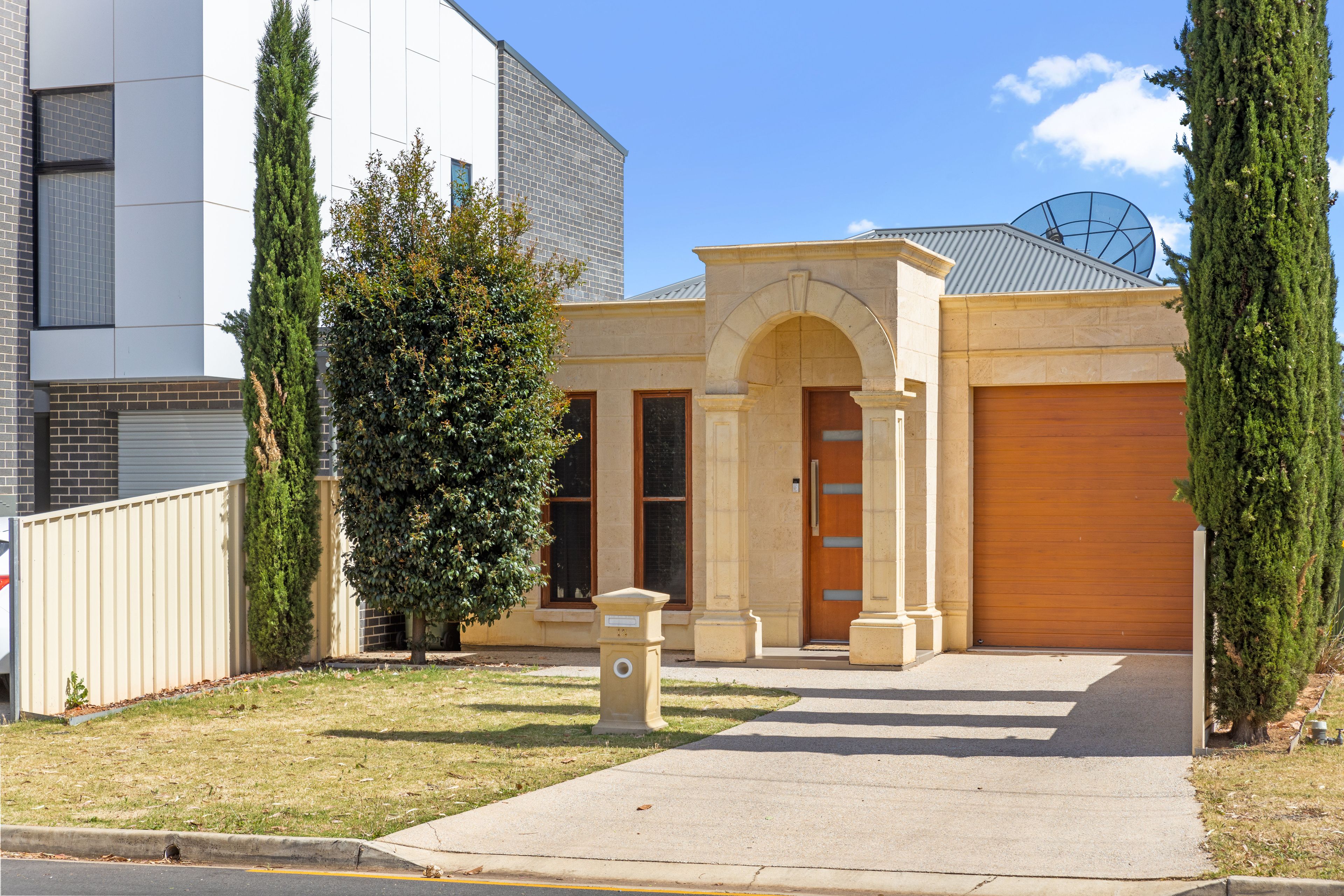 13 Hancock Avenue, Campbelltown, SA 5074