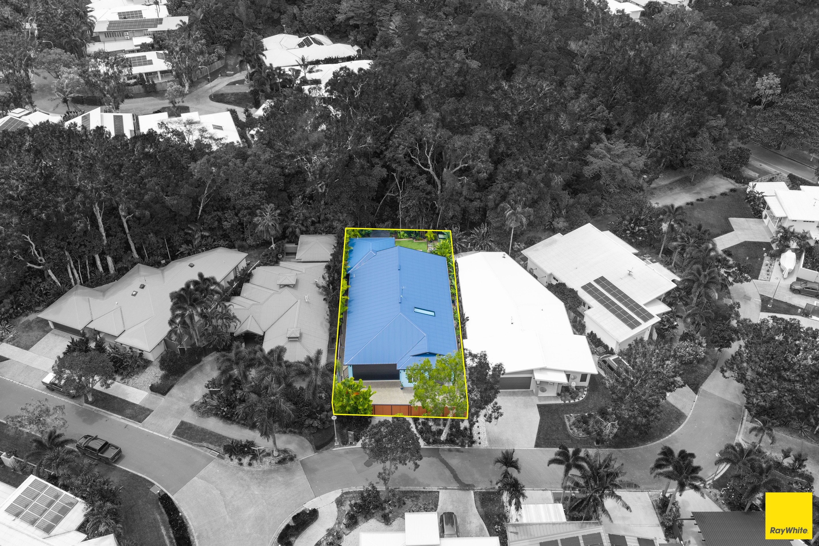 12 Sennfeld Close, Palm Cove, QLD 4879