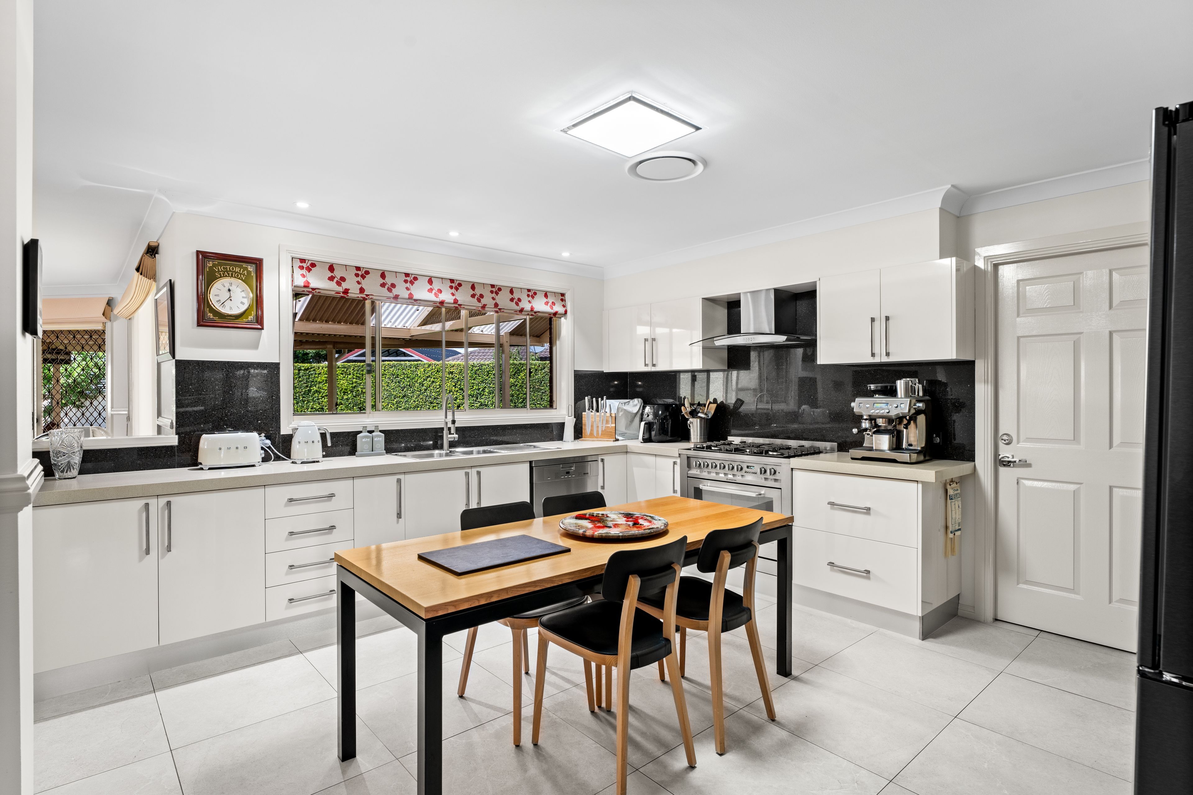 6 Harrower Place, Glenmore Park, NSW