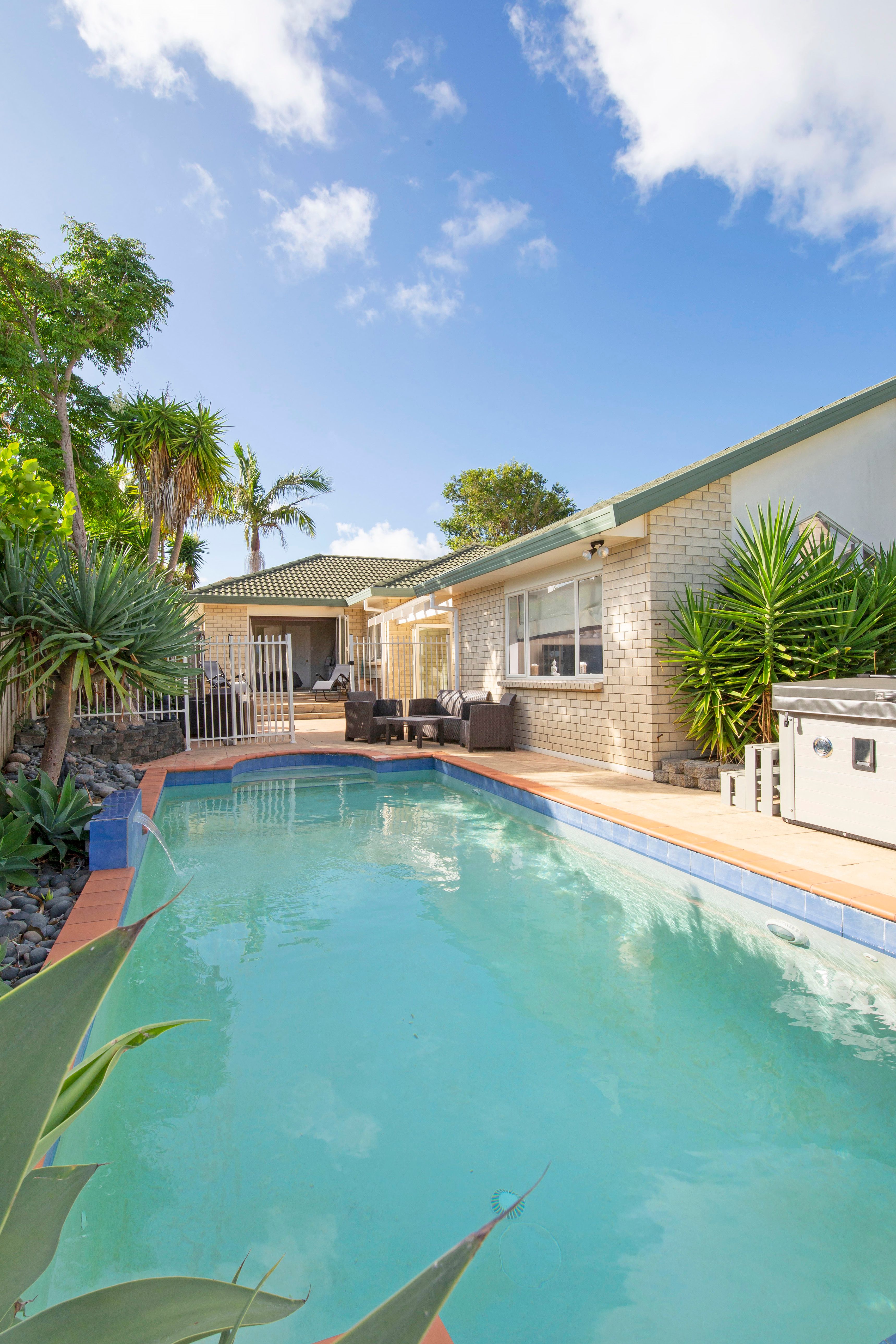 8 Athenry Place, Dannemora, Manukau City