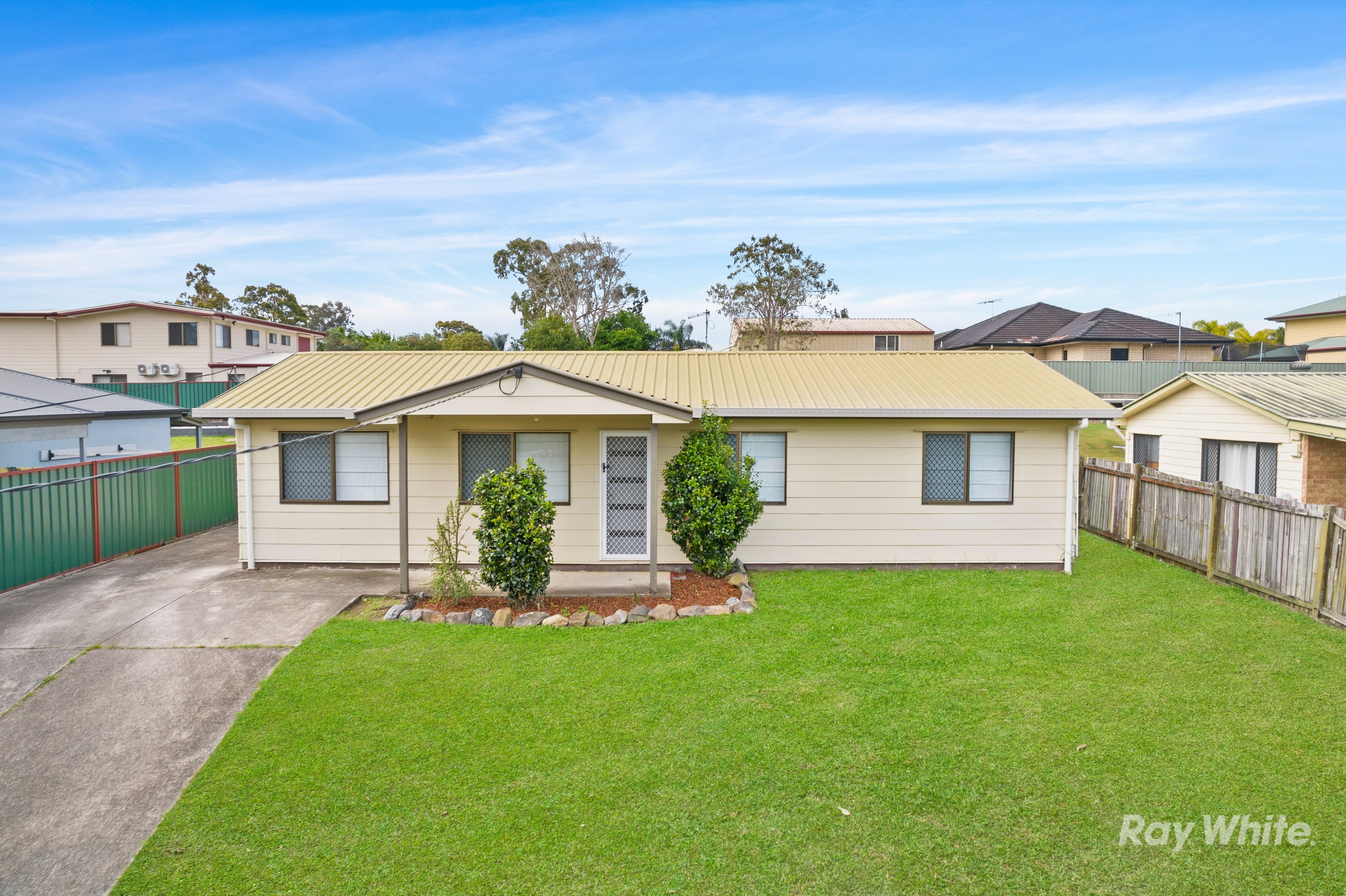 33 Strathallen Drive, Boronia Heights, QLD 4124