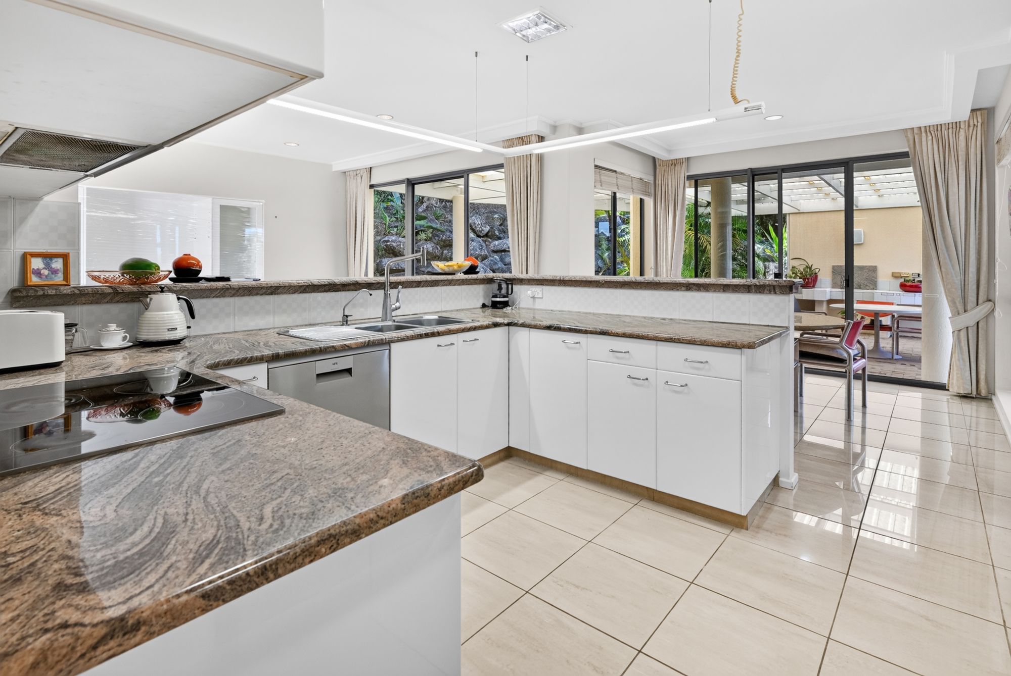 7000 Riverview Crescent — photo 4 of 18