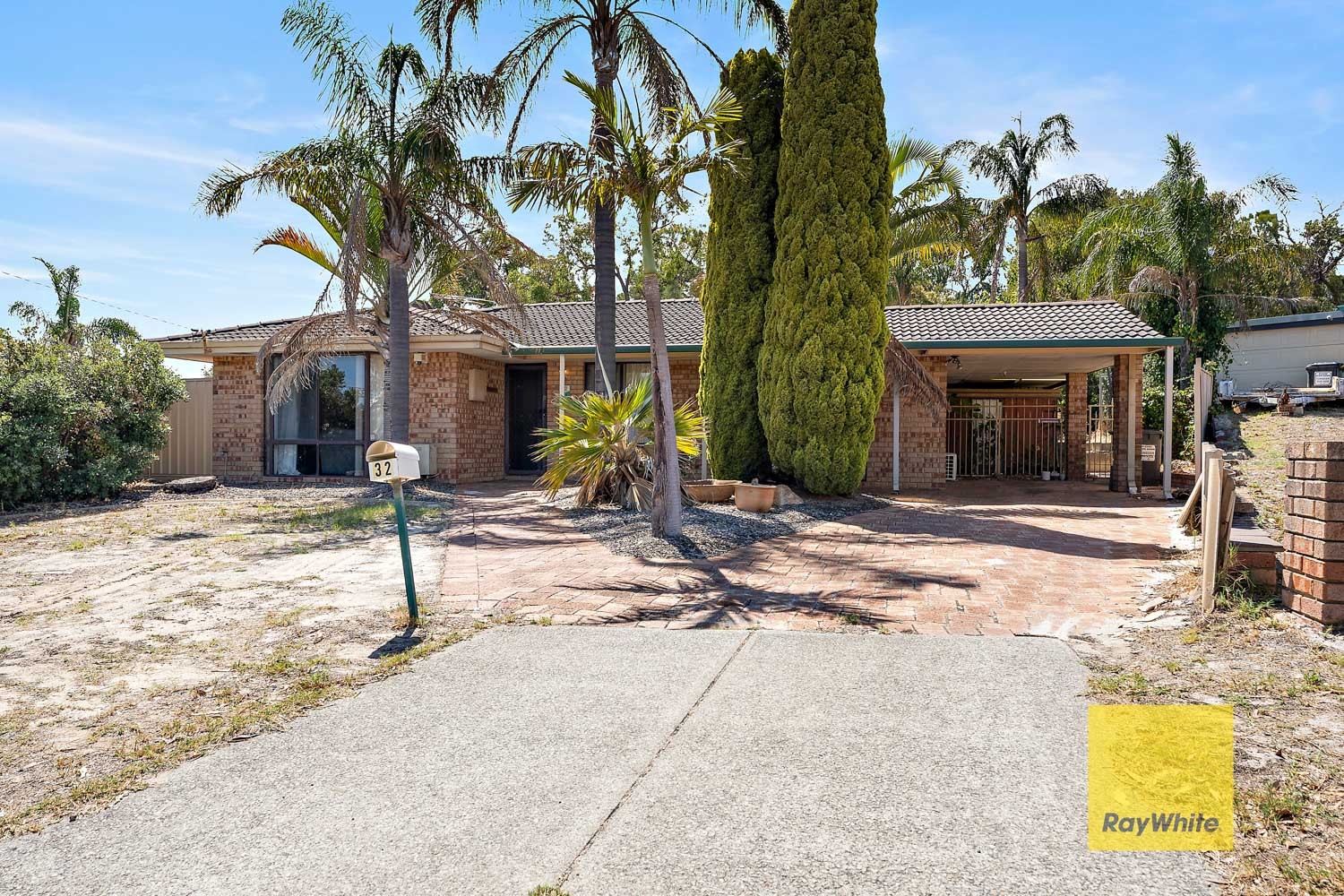 32 Kidman Court, Thornlie, WA 6108