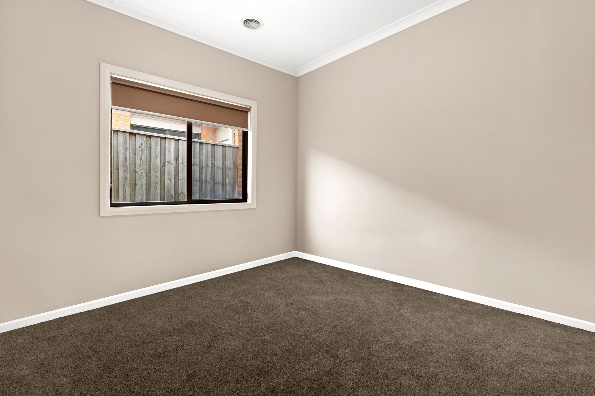 7 Latimer Street — photo 7 of 11