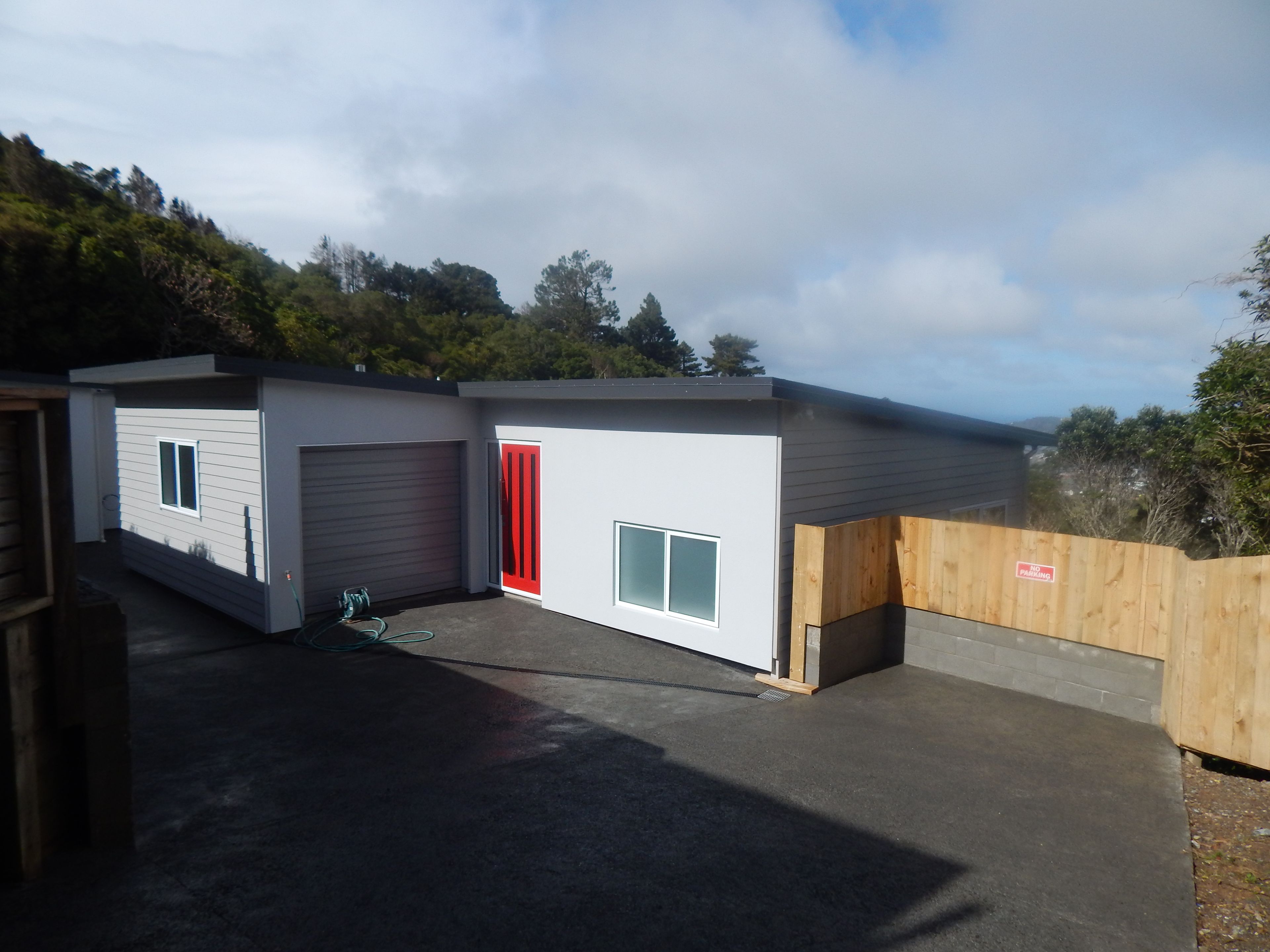 12b Middlesex Place, Northland, Wellington City