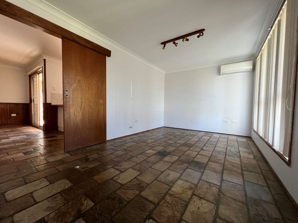 5 Day Place, Minto, NSW 2566