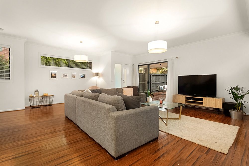 2/64A Dundas Street, Thornbury, VIC 3071