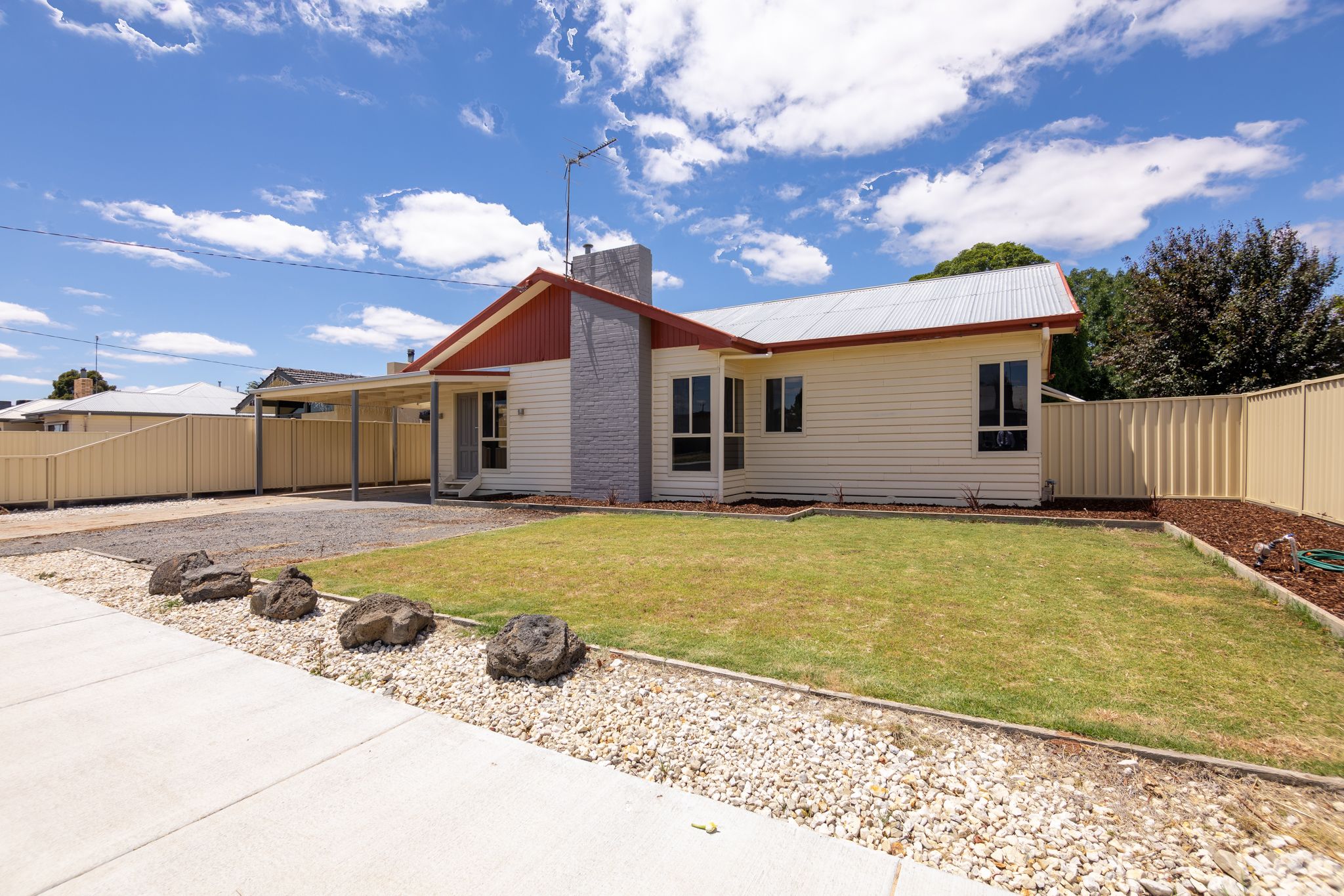33 Federation Avenue, Horsham VIC 3400