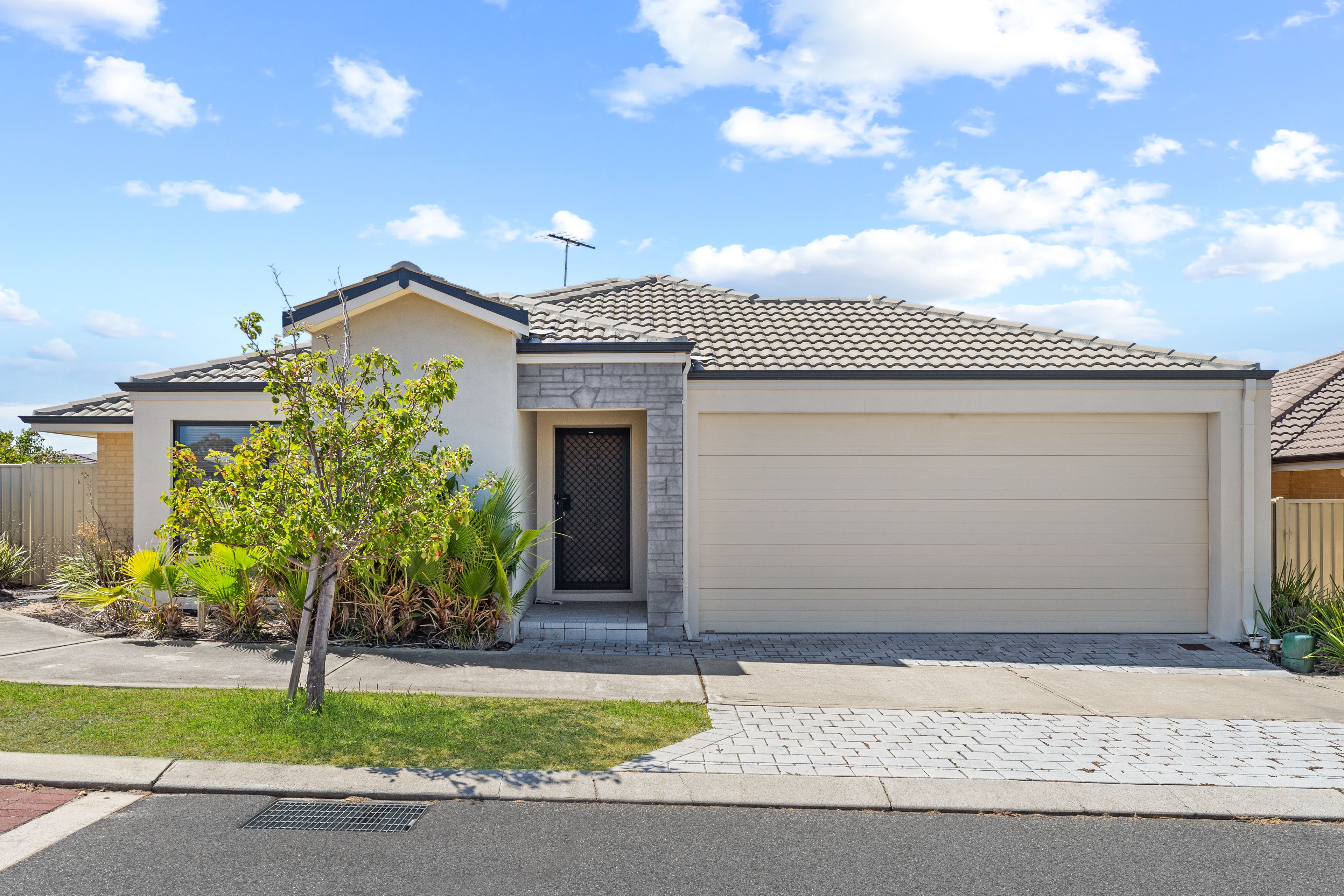 16 Monjon Way, Baldivis, WA 6171 Sold House Ray White Rockingham