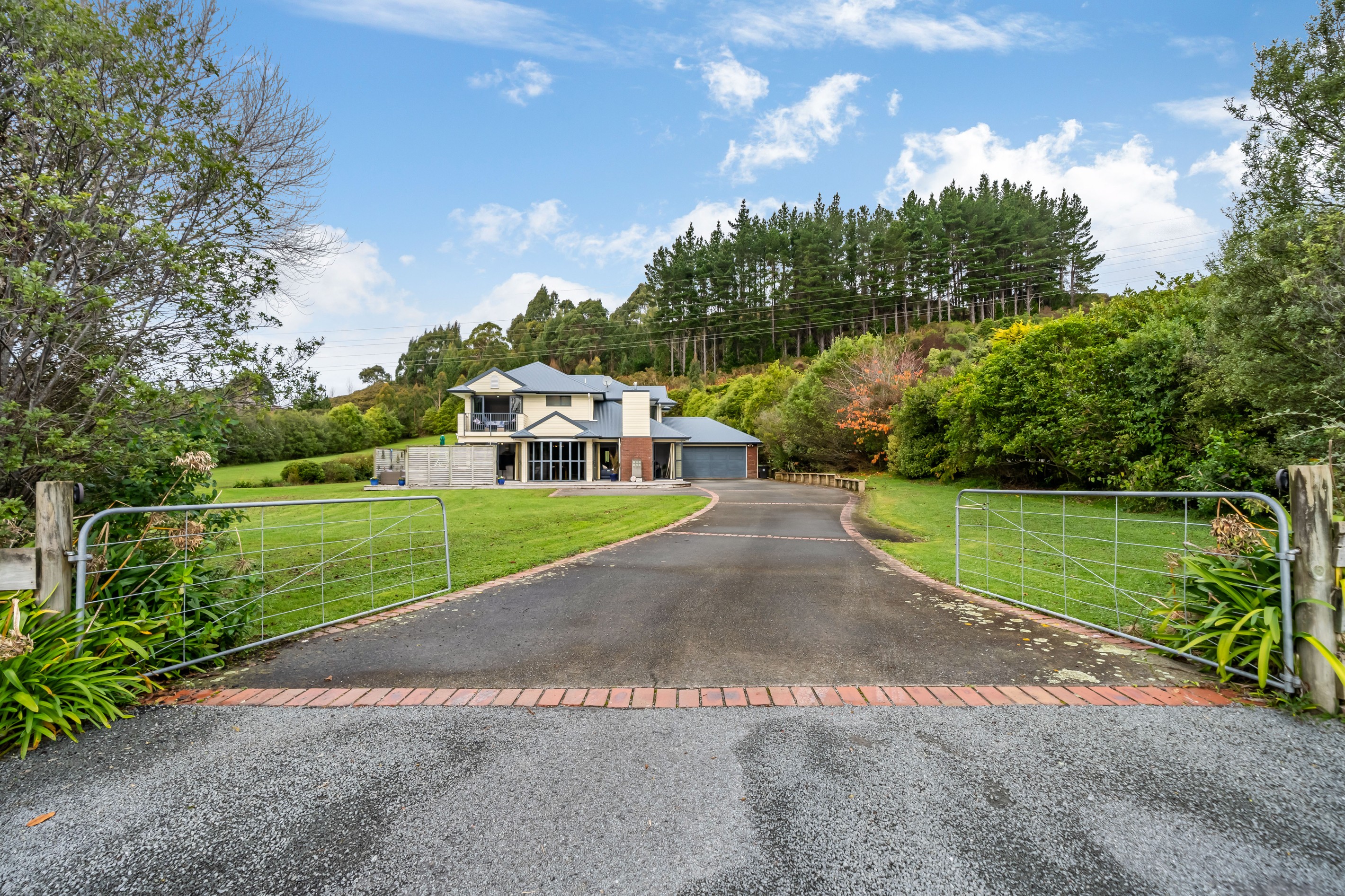 93 Emerald Hill Drive, Birchville, Upper Hutt City