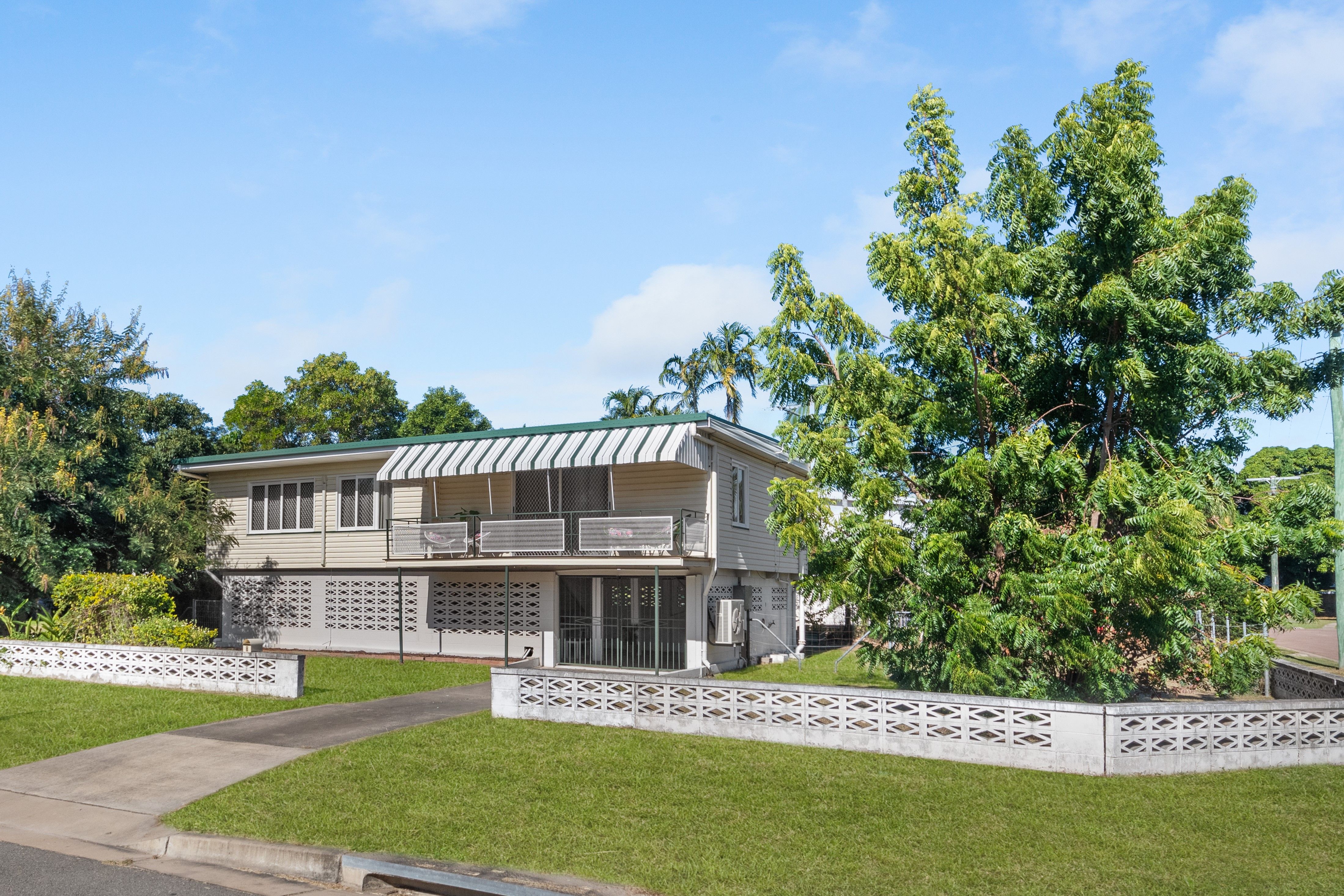 8 Carlisle Street, Cranbrook QLD 4814