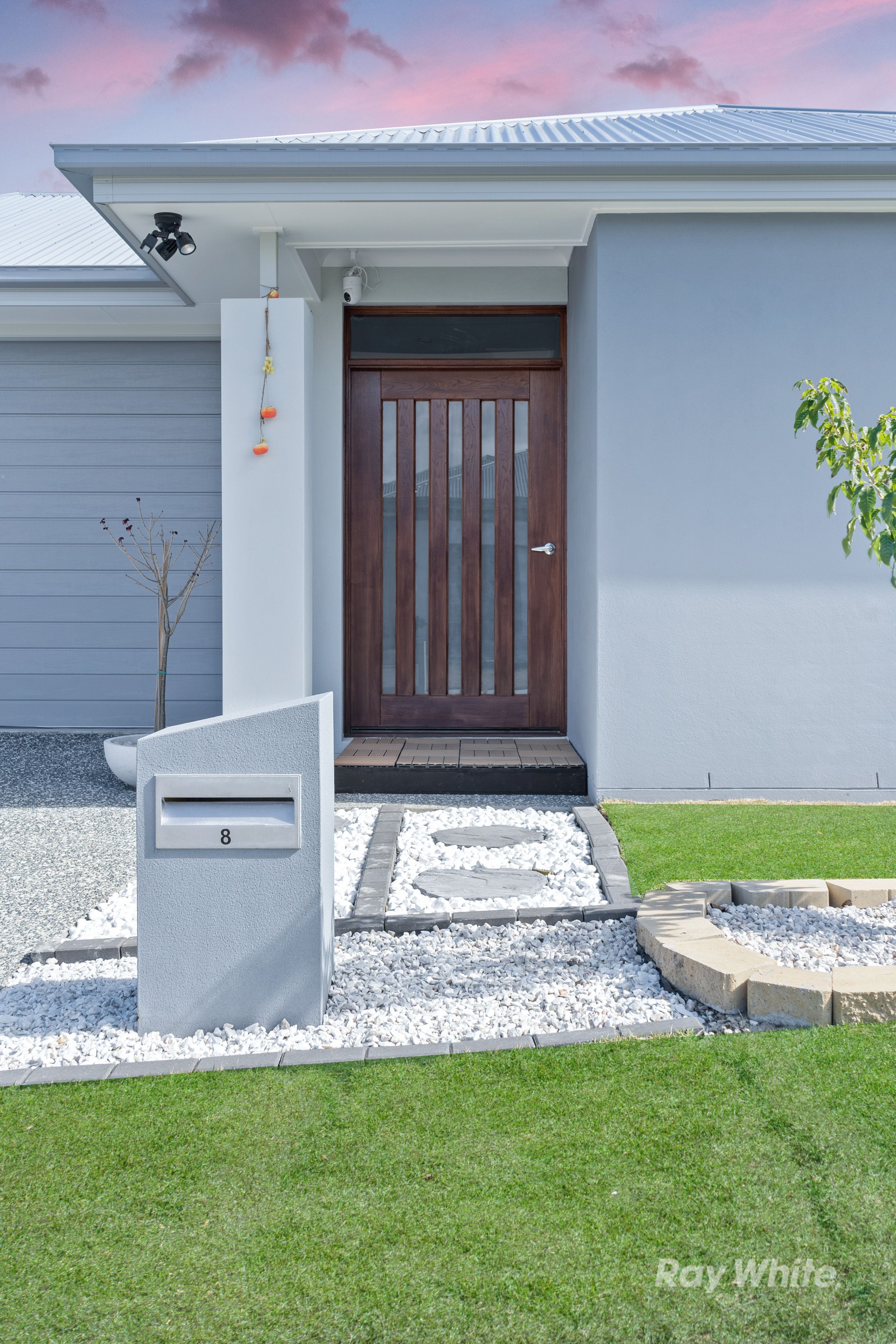 8 Marigold Road, Greenbank, QLD 4124