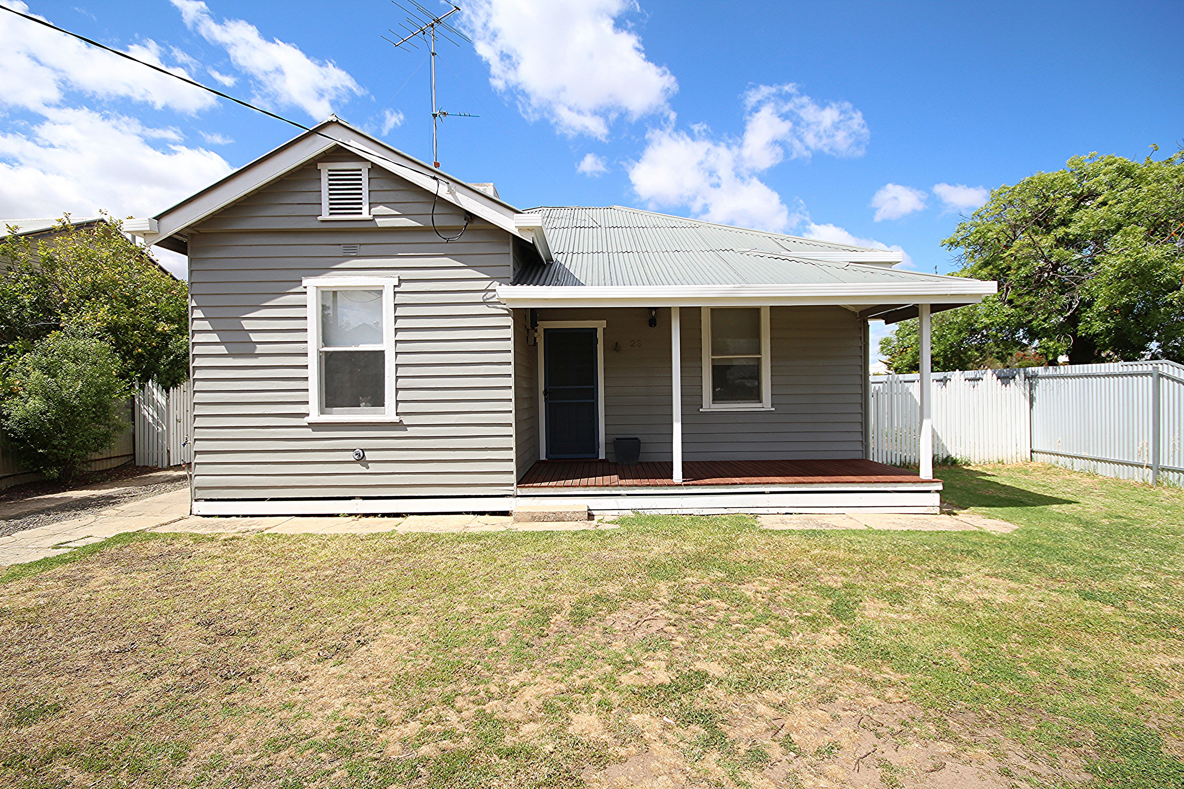 23 Edward Street, Horsham VIC 3400