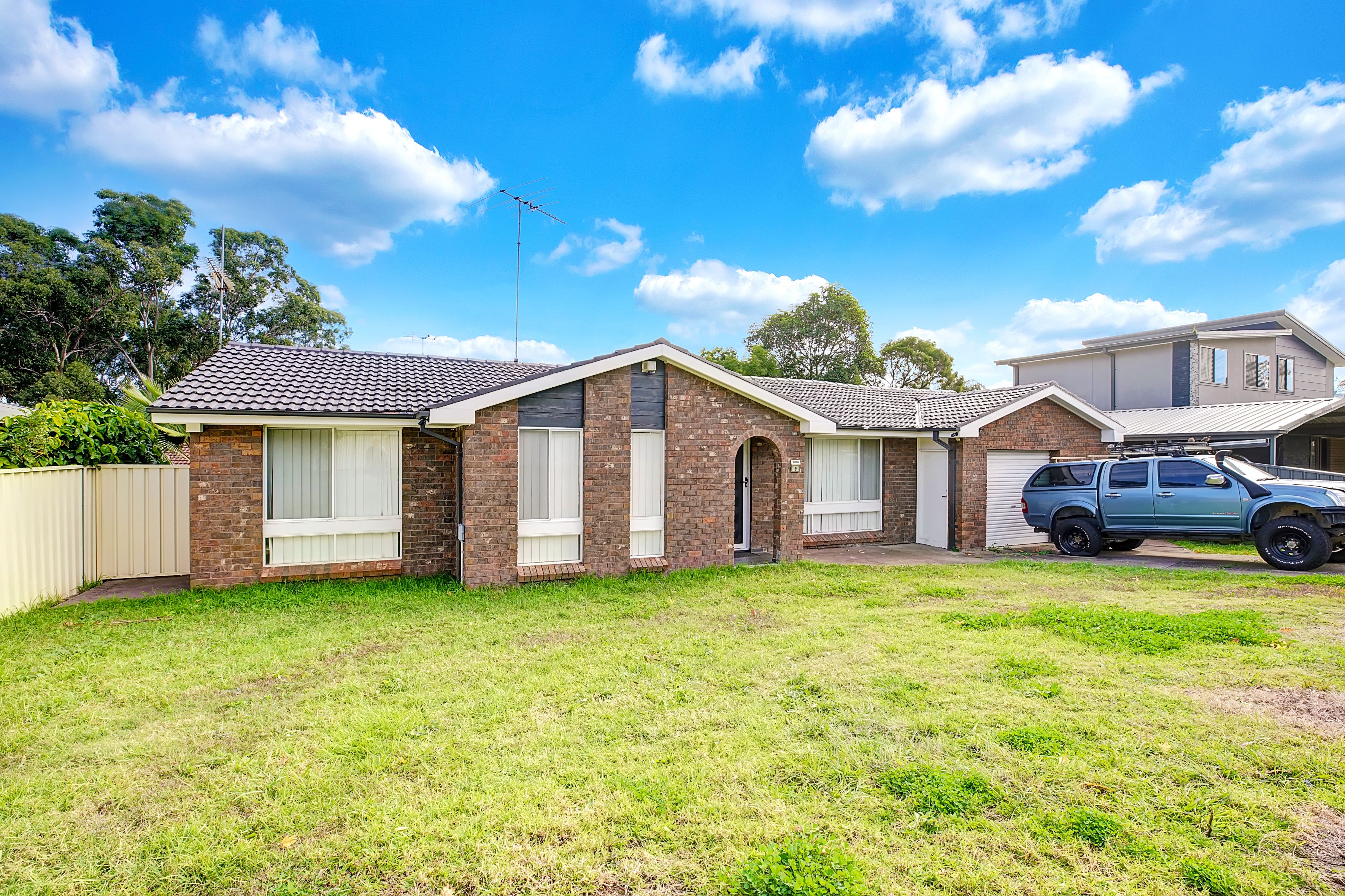 9 Woodgate Crescent, Cranebrook, NSW 2749