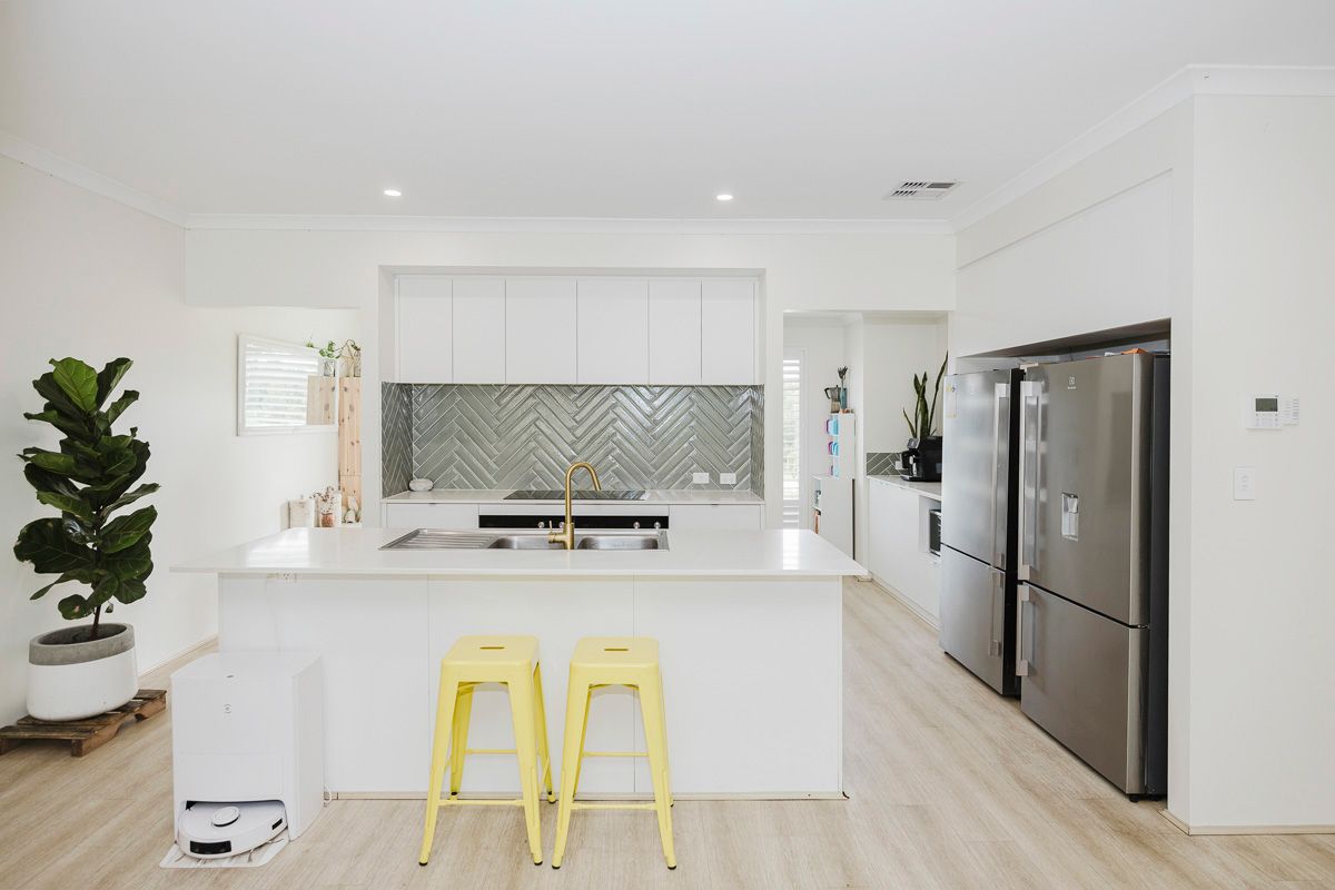 6 Marjoram Vista, Two Rocks, WA 6037