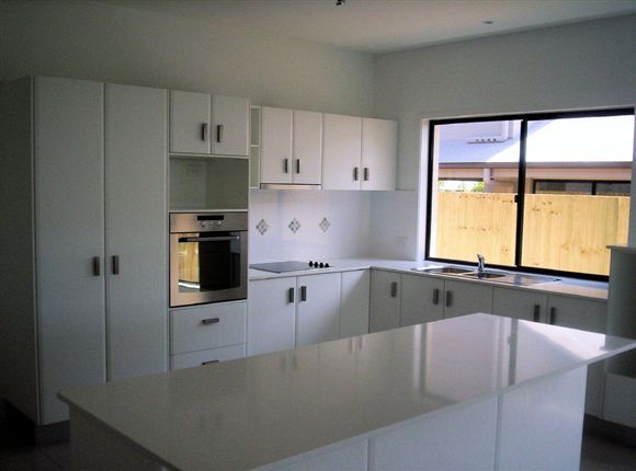 24 Kurrajong Circuit, North Lakes, QLD 4509