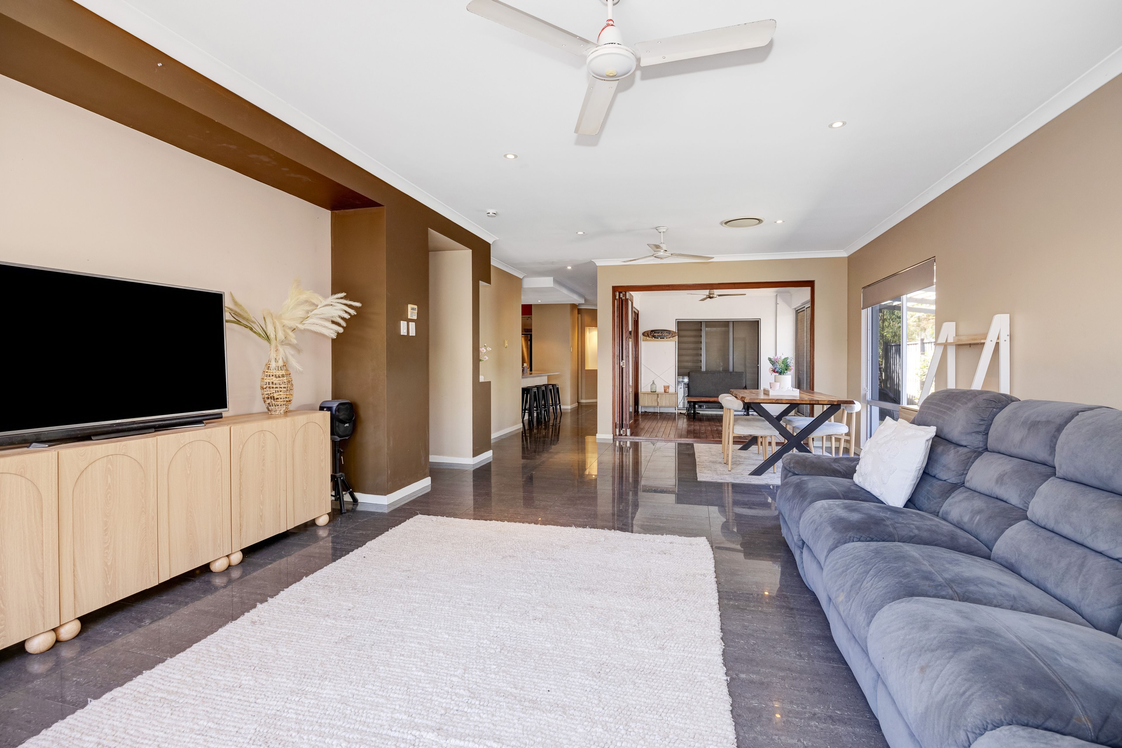 34 Dunlop Street — photo 4 of 10